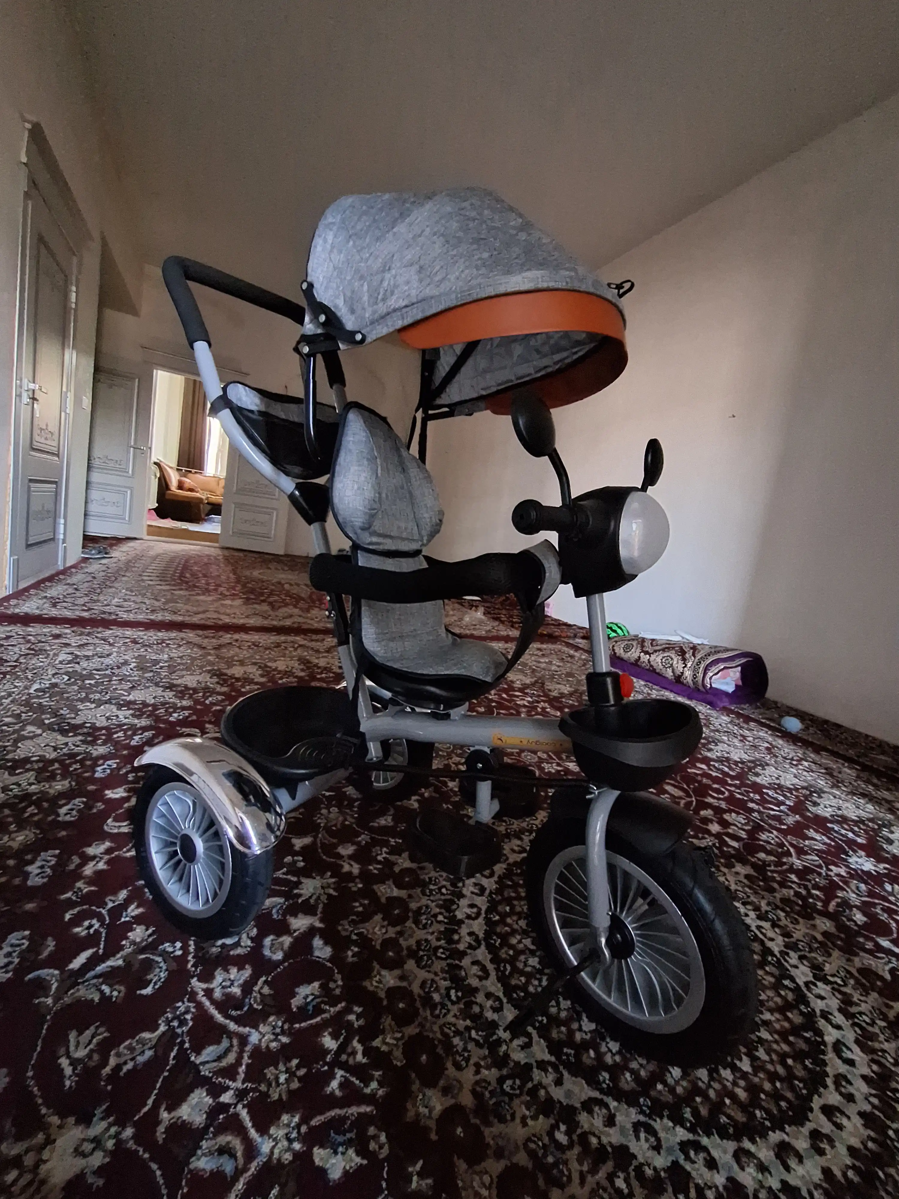 Bolalar uchun 3 g'ildirakli velosiped, o'rindiq 360 gradusga aylanadi, 3 v 1 velo-kolyaska