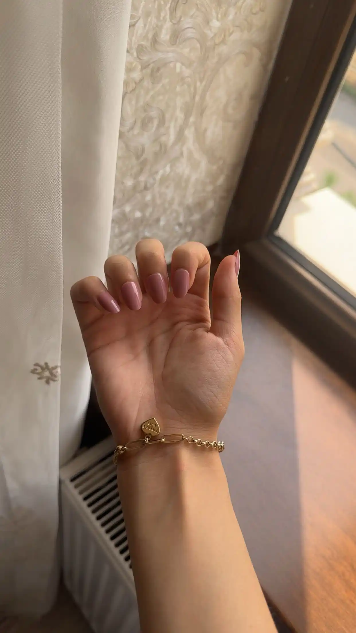 Elegant ko‘rinishda ulama tirnoqlar, yelim bilan, 24 dona