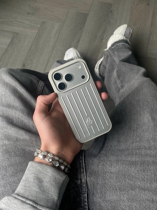 IPhone 17 Pro Max Rimowa g‘ilofi, mat himoya bamperi