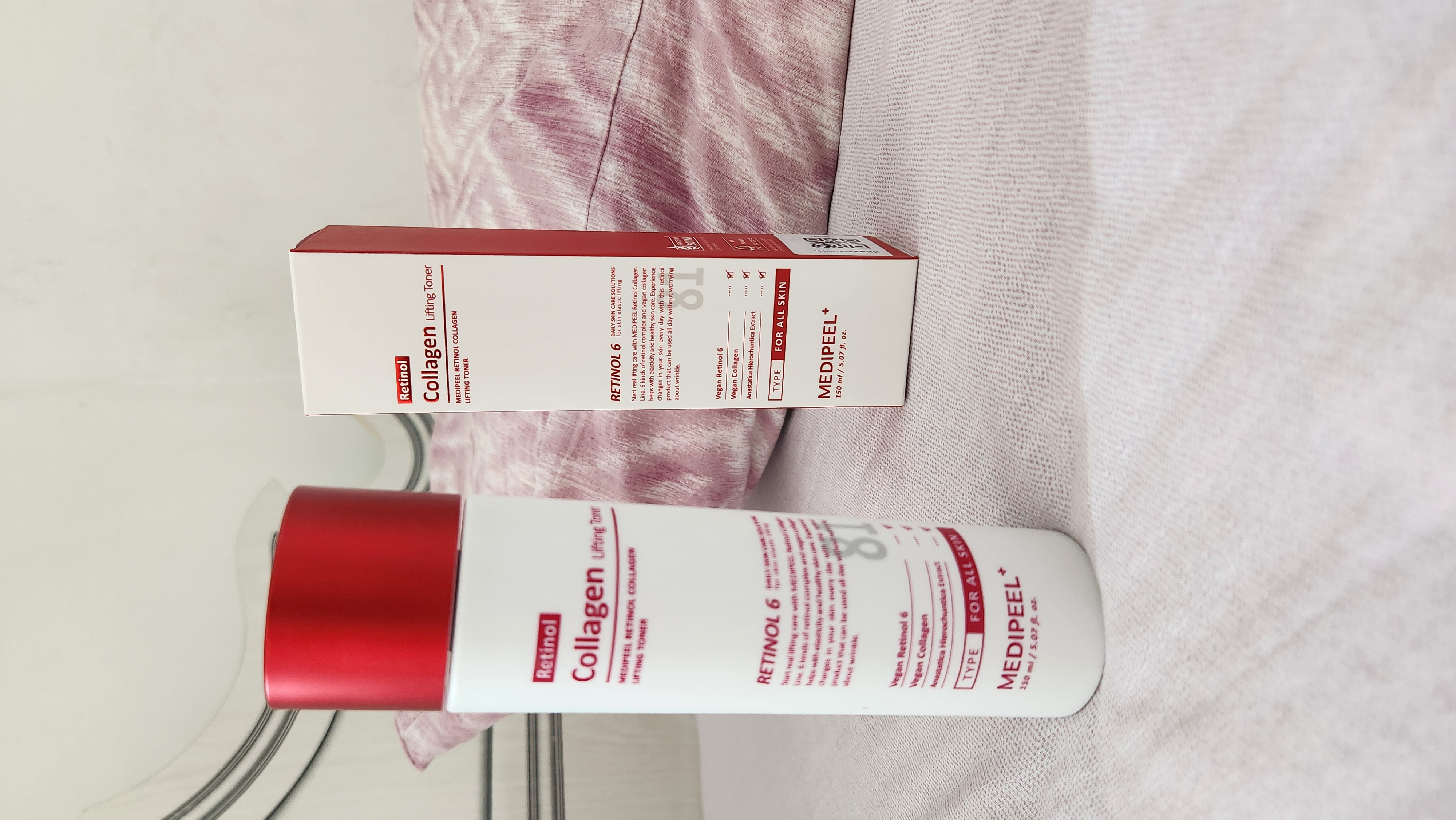 Retinol va kollagen bilan yoshartiruvchi tonik Medi-Peel Retinol Collagen Lifting Toner