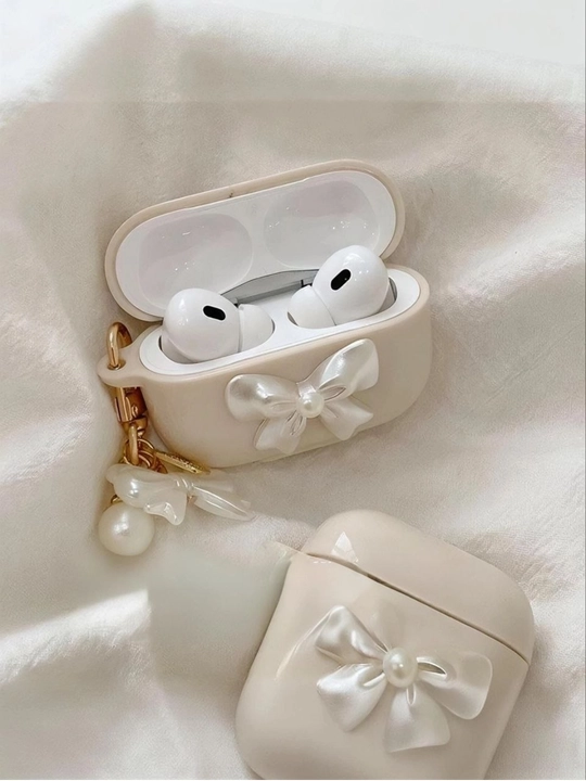 Текстурированный чехол для AirPods с объемным 3D цветком