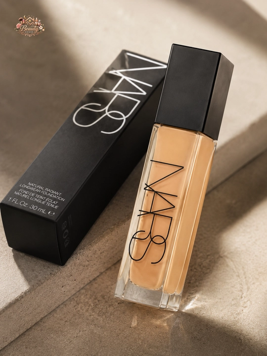 Yuz rangini tekislovchi,yorqin finishli,NARS Natural Radiant,3 Gobi rangi, 30 ml - 