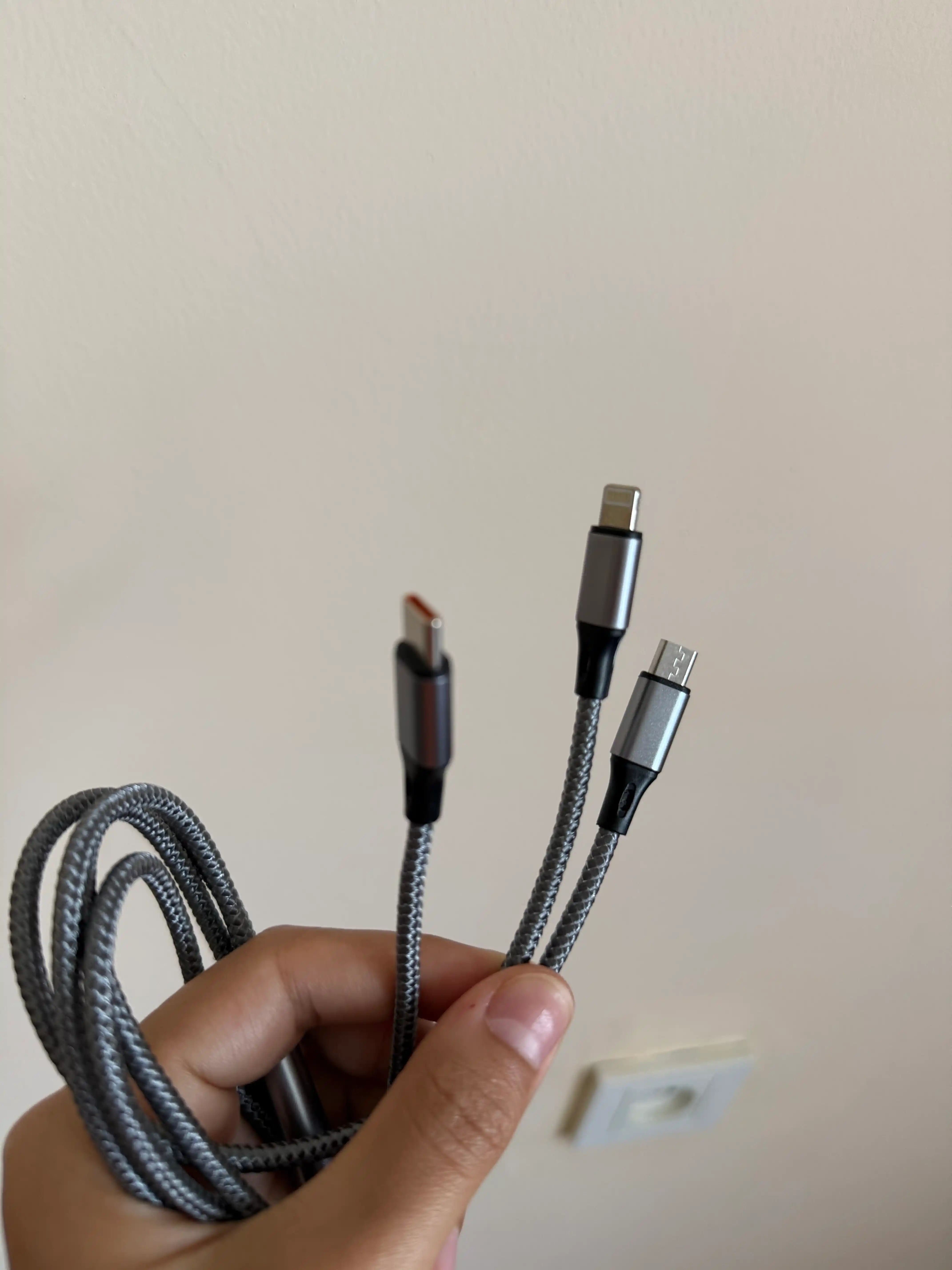 Кабель для зарядки 3 в 1, Type-C + Lightning + Micro USB 1.3 м