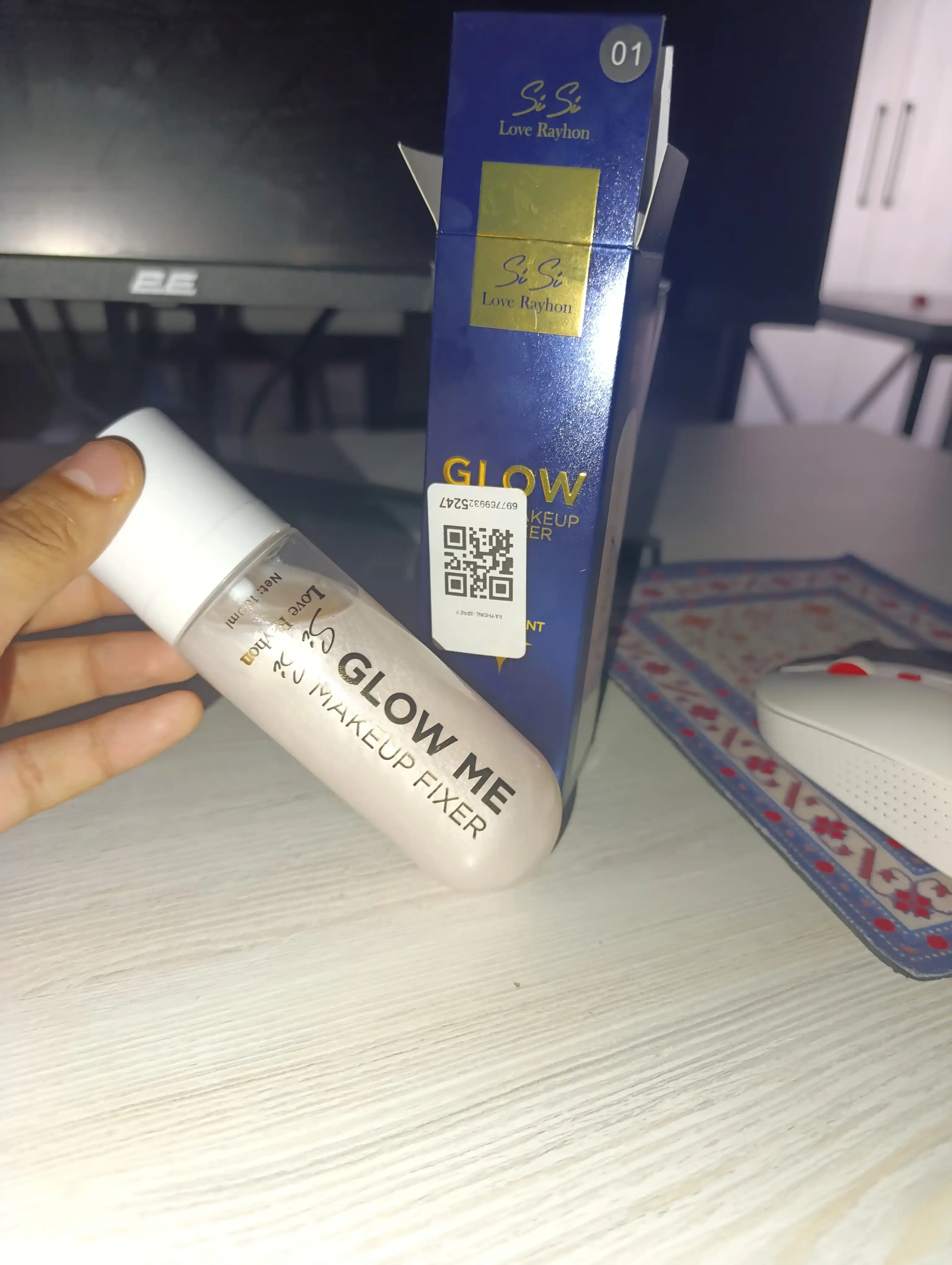 Спрей фиксатор для макияжа Sisi Love Rayhon Glow Me с эффектом сияния 100 мл