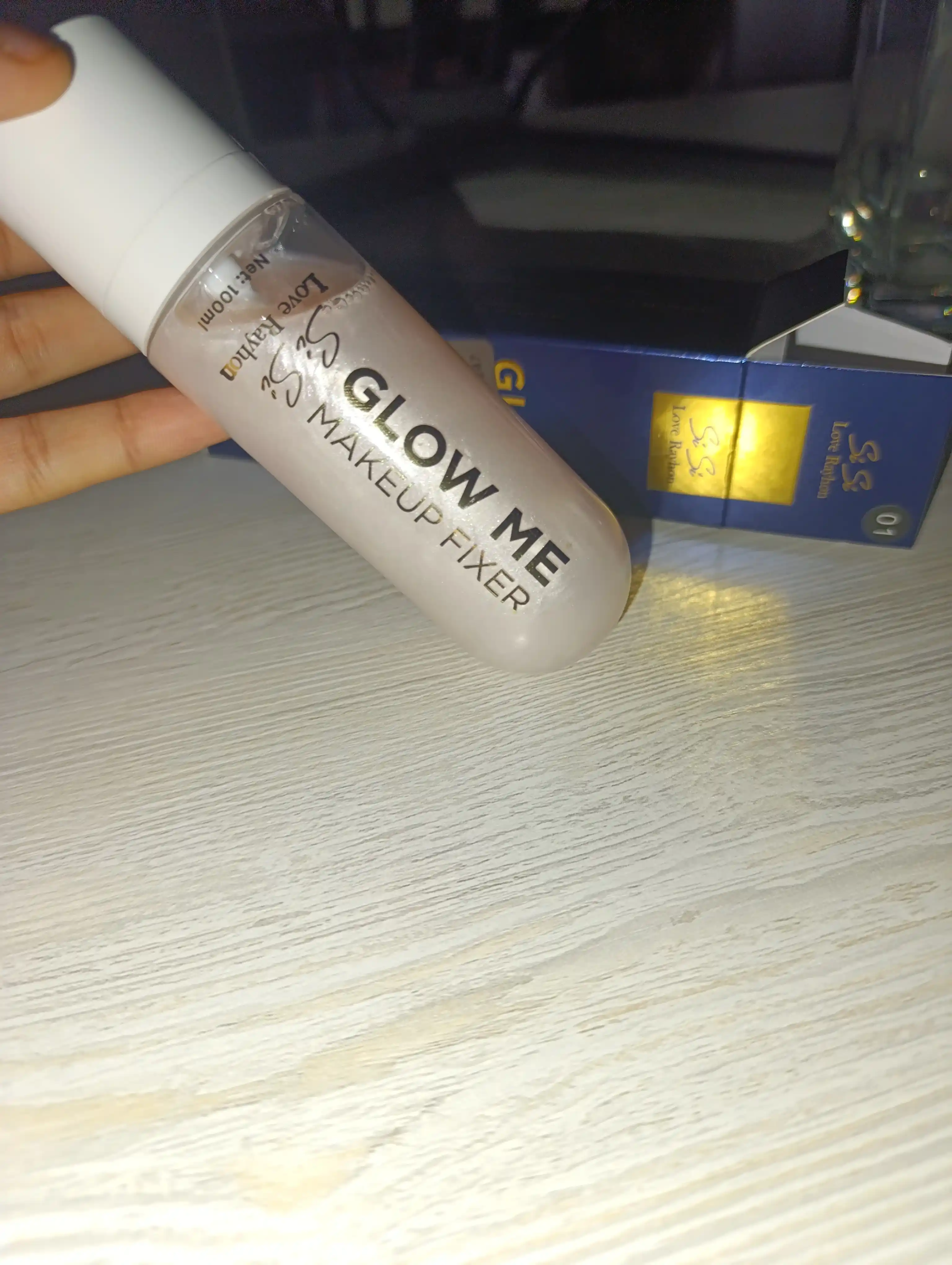 Спрей фиксатор для макияжа Sisi Love Rayhon Glow Me с эффектом сияния 100 мл