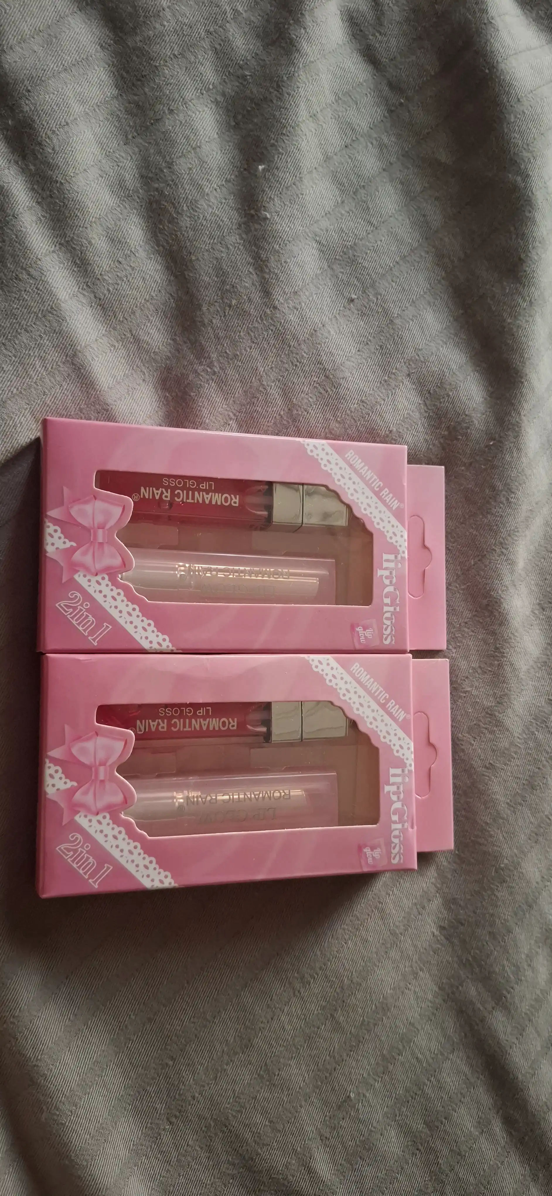 Набор блесков для губ Romantic Rain Lip Gloss 2 в 1