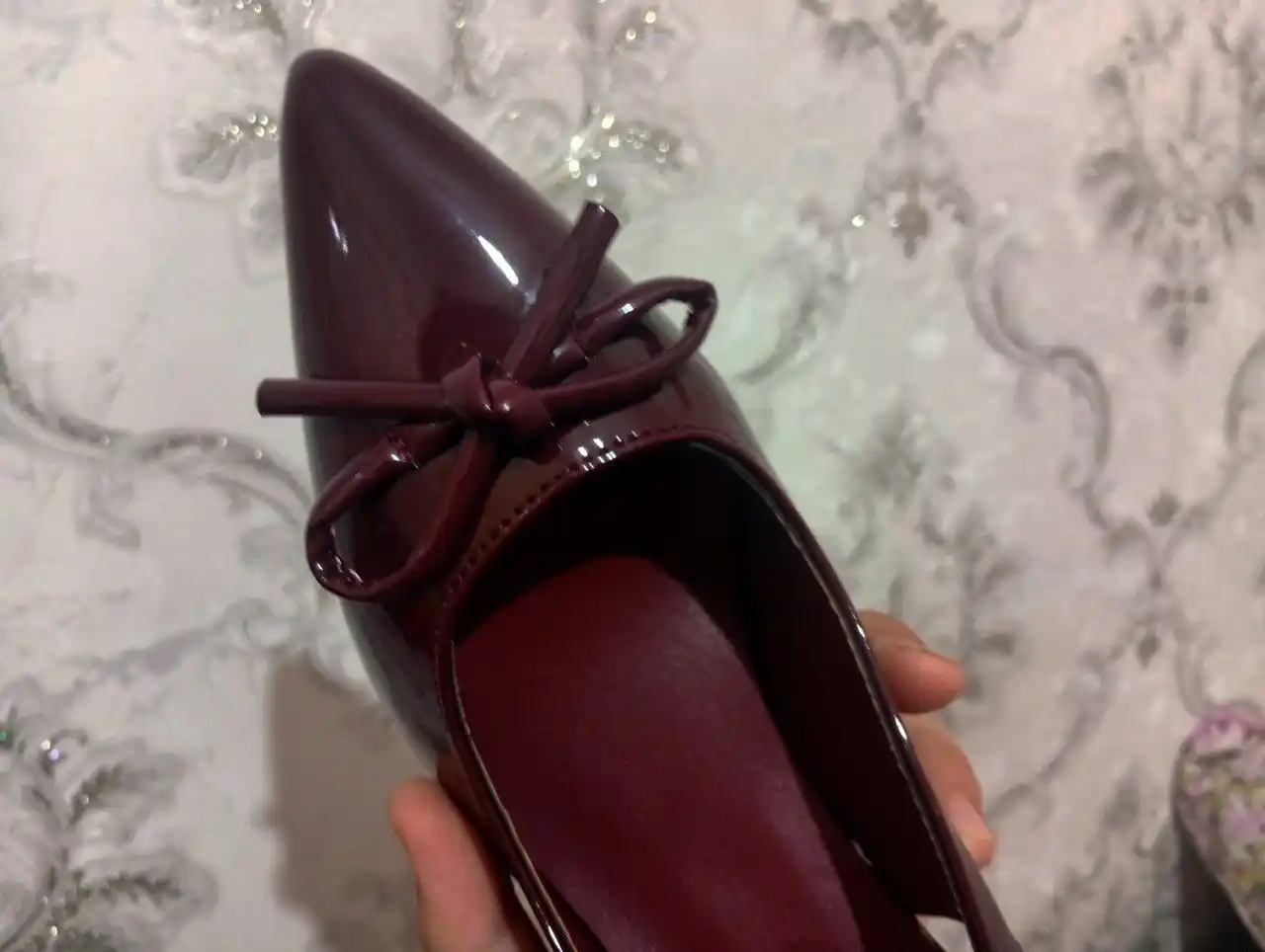 Ayollar uchun poshnali tuflilar, slingback, tufli, poshnali bosonoshka. Malamerka-1 razmer