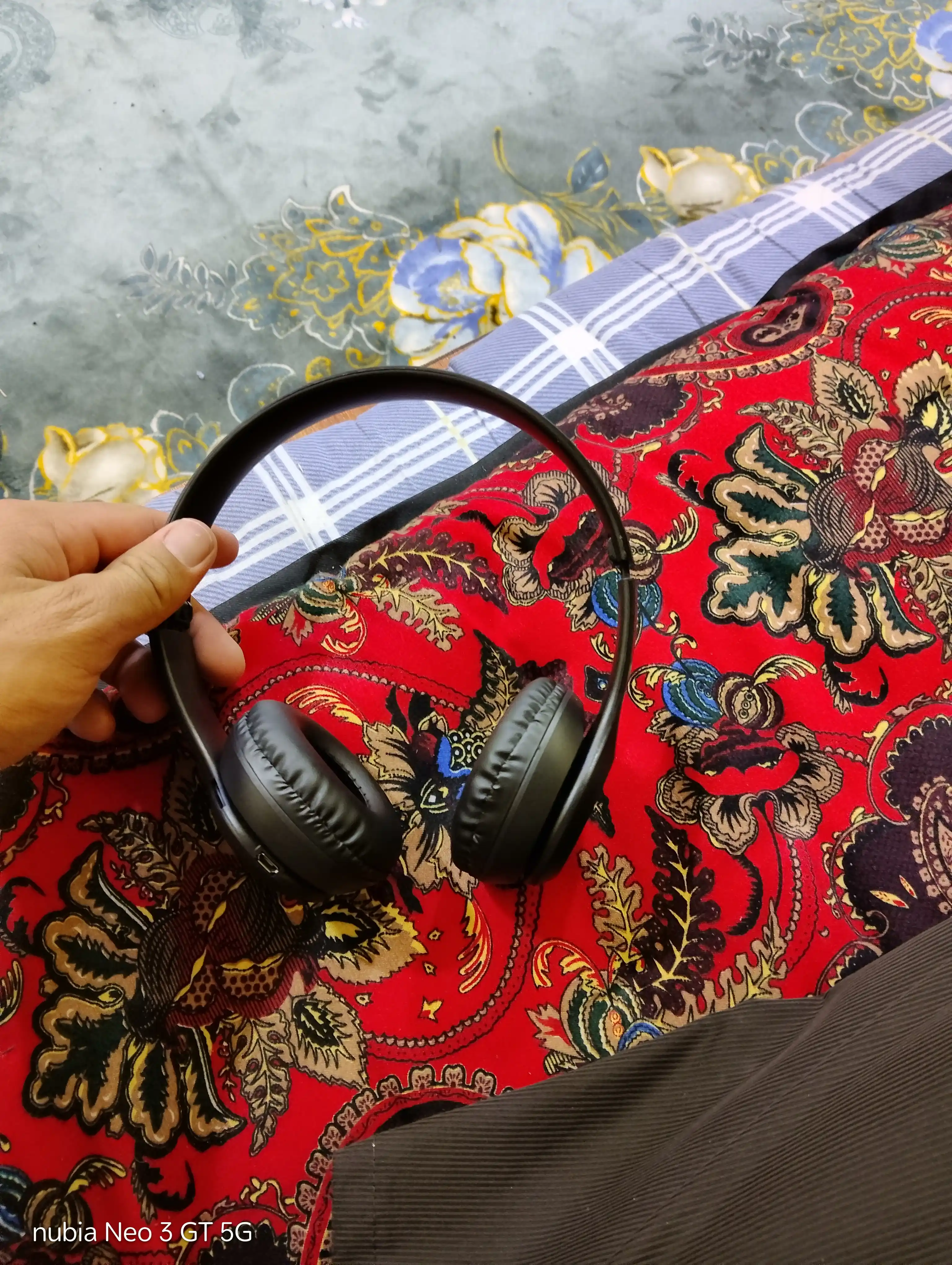 Simsiz quloqchinlar P47, Bluetooth 5.0, yig'iluvchan, mikrofon bilan, shovqinsiz