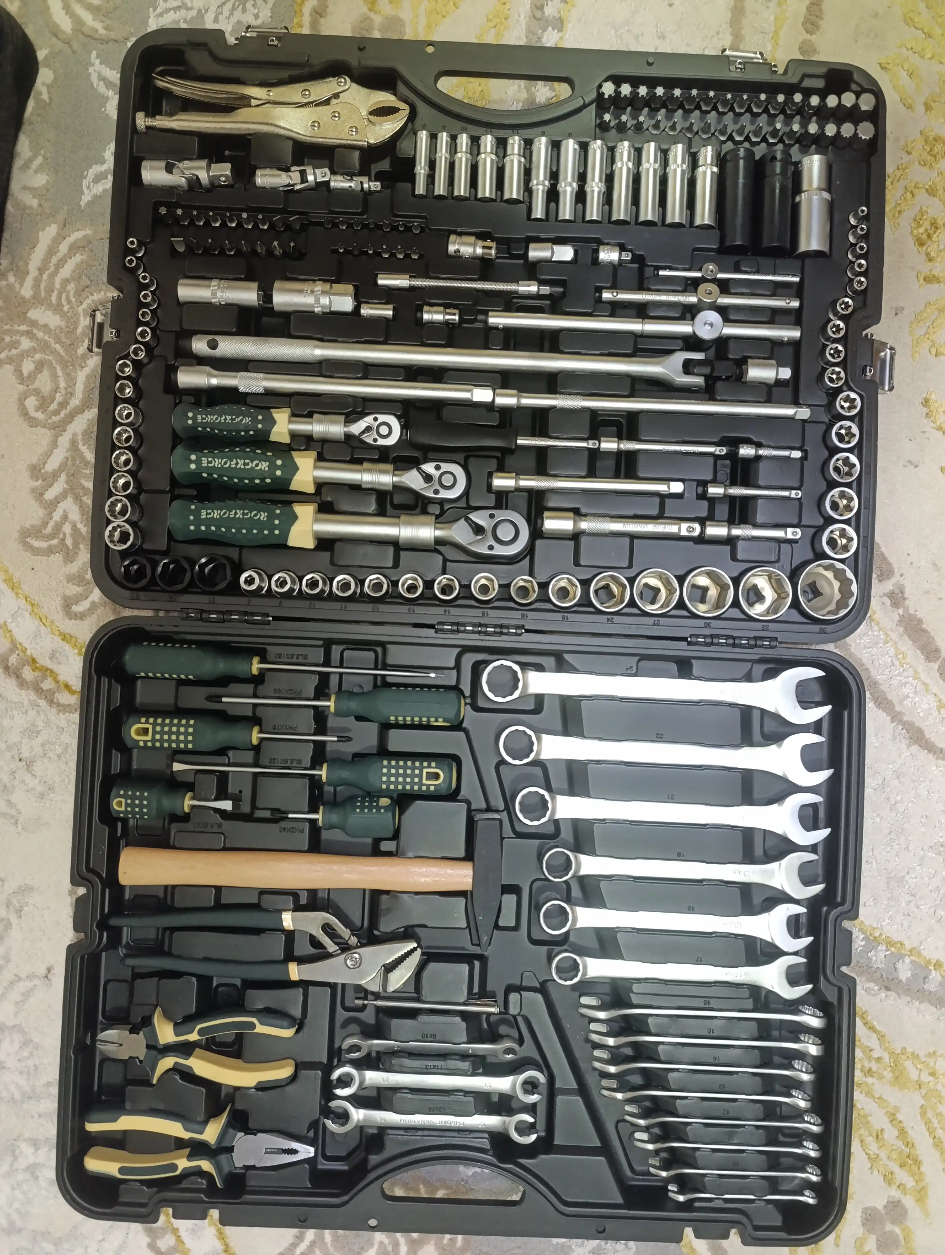 Rockforce nabor kluch 108 tadan 216 tagacha buyum bo'lgan asboblar va kalitlar to'plami