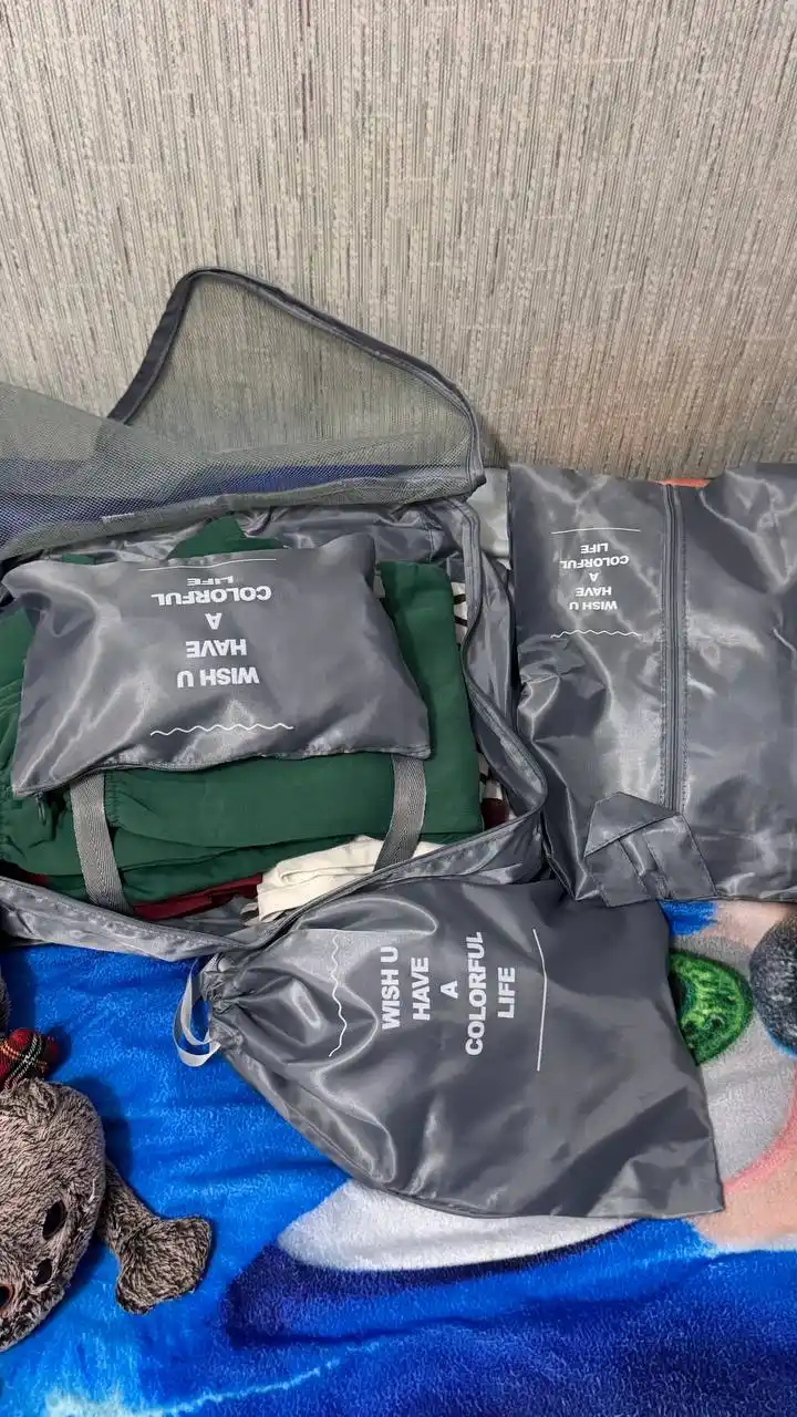 Yo‘l sayohatlari va chamadonda narsalarni saqlash uchun organayzerlar to‘plami