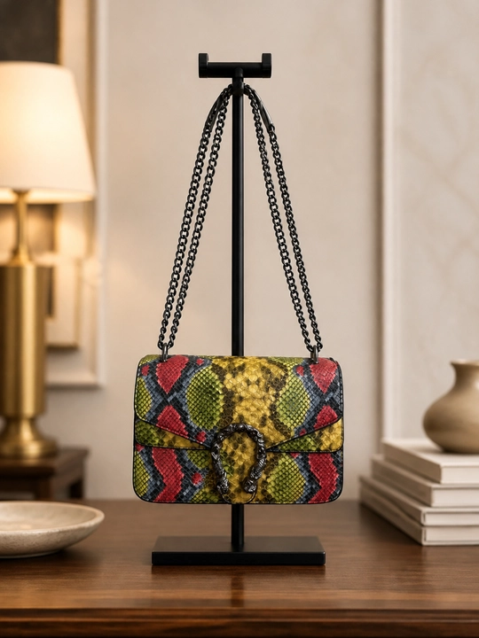 Gucci uslubidagi ayollar kross-bodi sumkasi, dekorativ to‘g‘nog‘ichli, piton naqshli