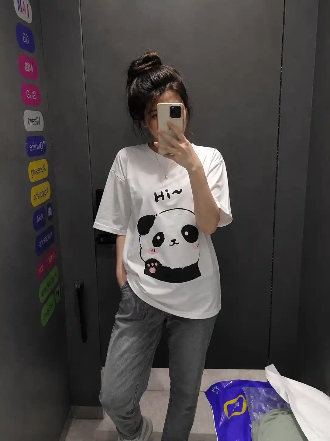 Oversize ayollar futbolkasi PANDA - ayollar uchun zamonaviy futbolka