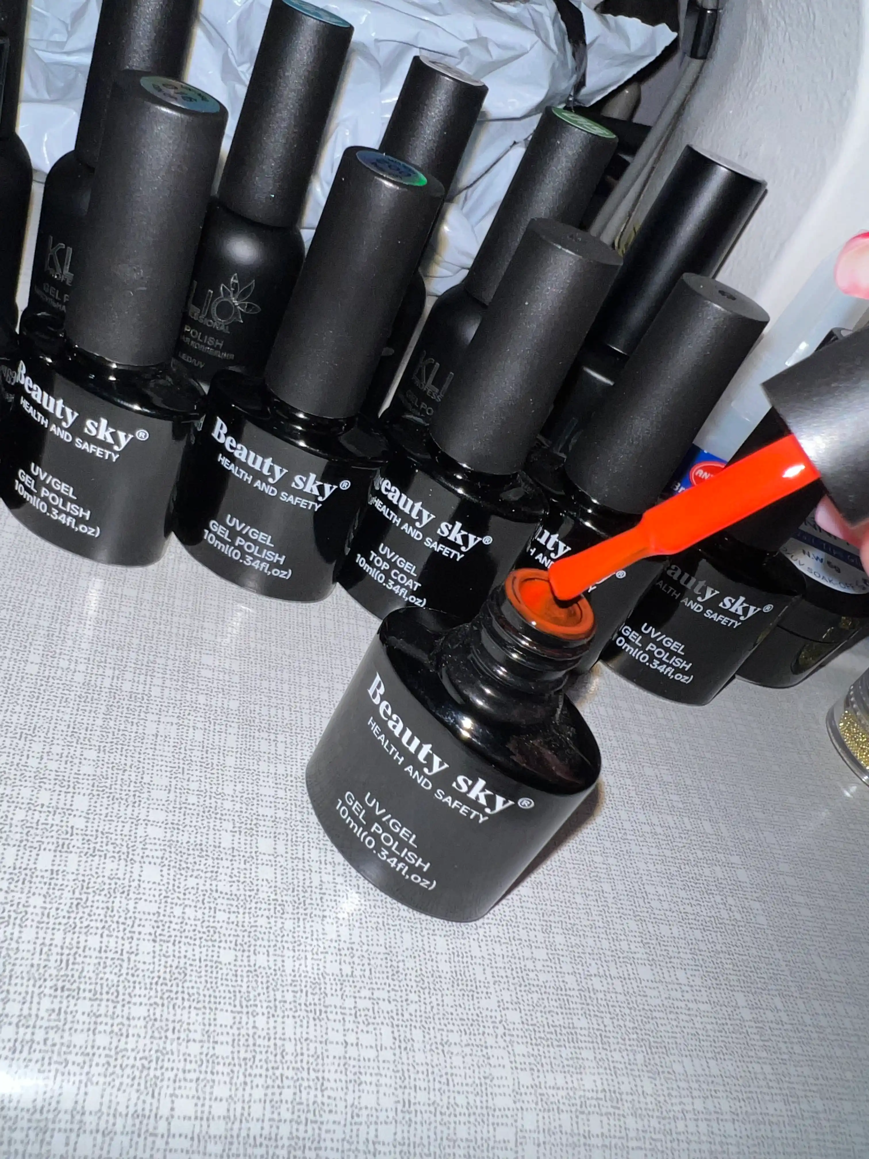 Professional manikyur va pedikyur uchun gel-lak, 40 ta rang, 10 ml