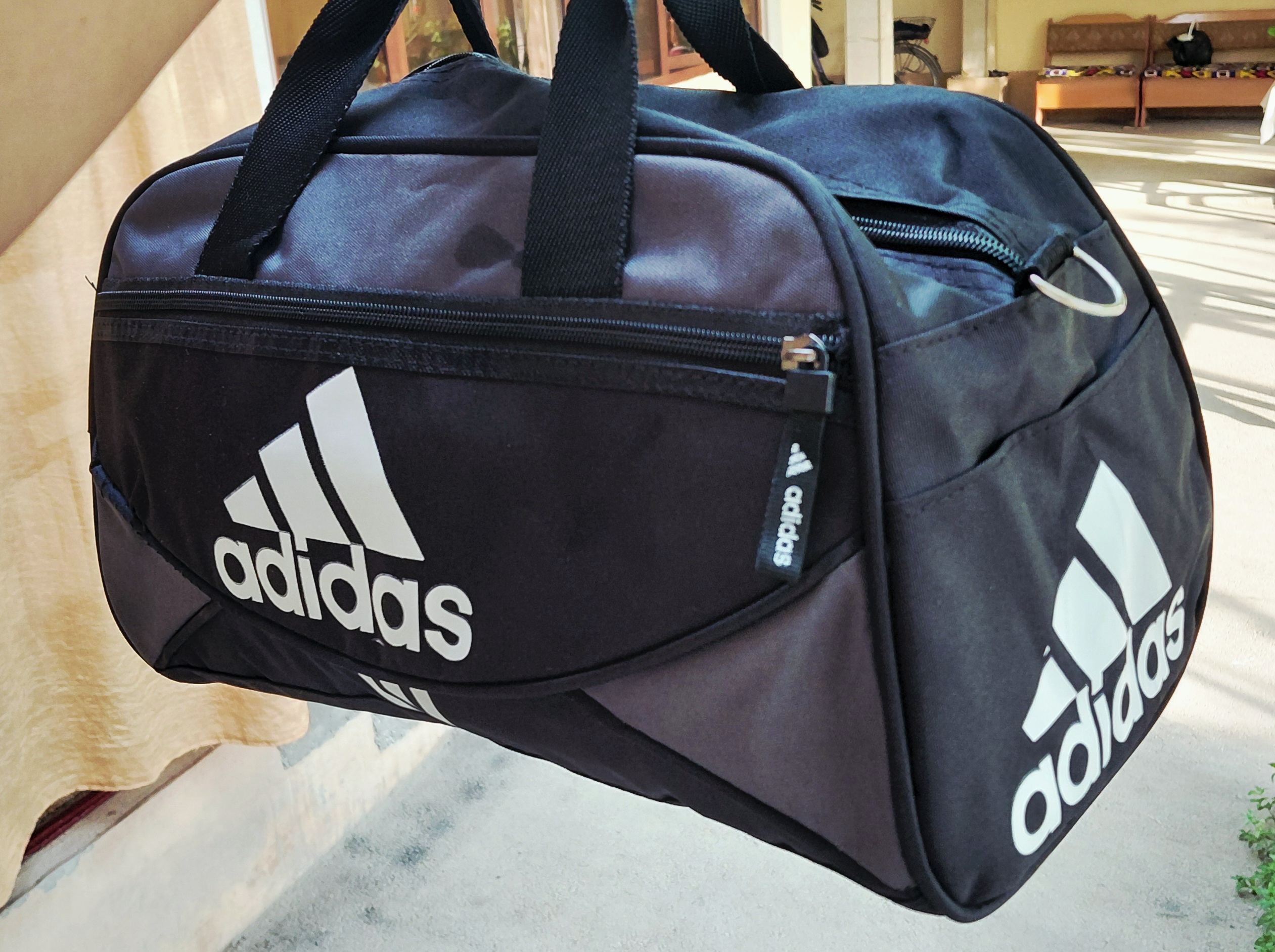 Kichik sport sumka 15L, sayohat va fitnes uchun, yengil va sig‘imli yo‘l sumkasi adidas