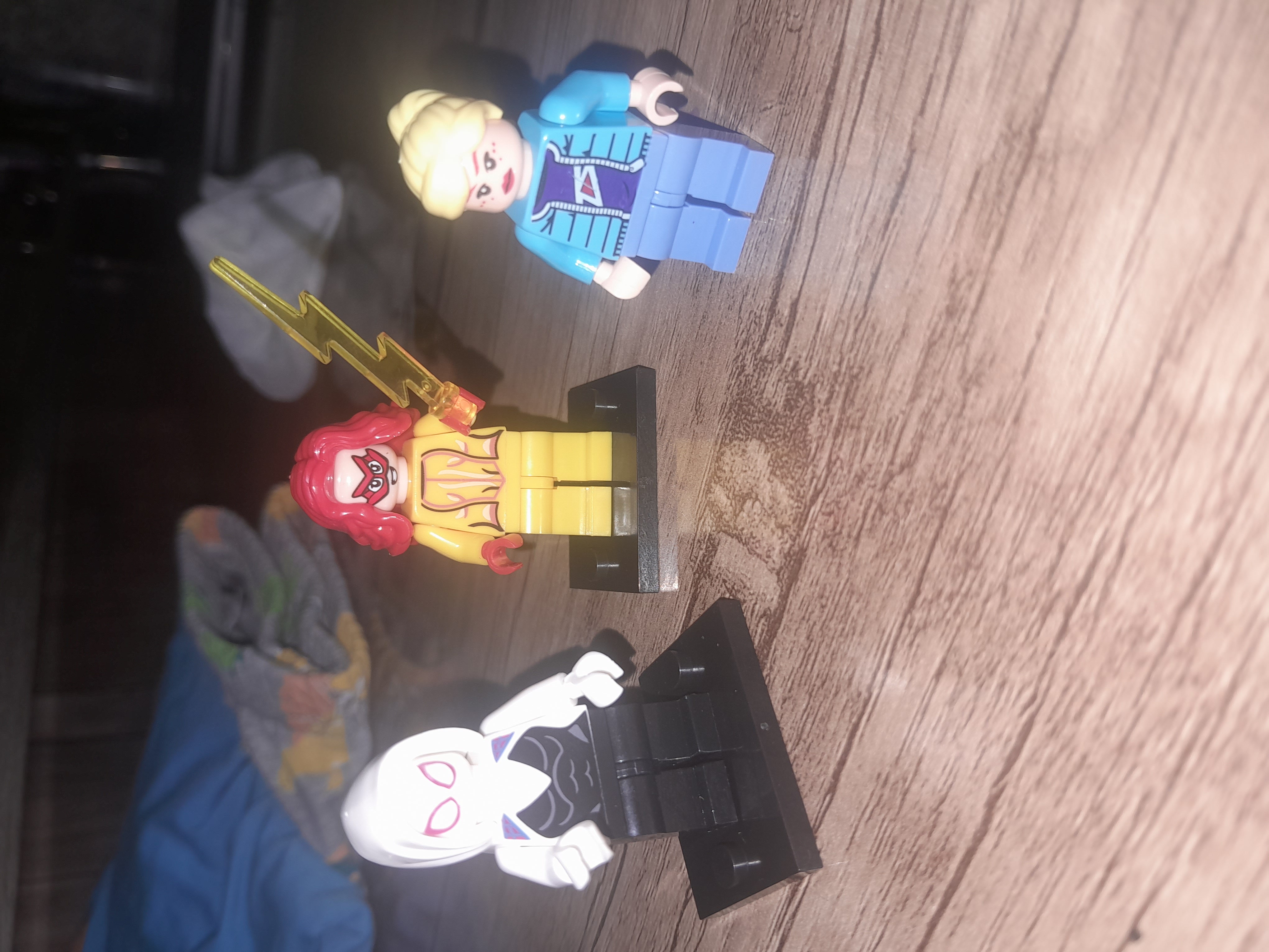 Minecraft va Roblox konstruktor o'yinchoqlar to'plami bolalar uchun figurkalar