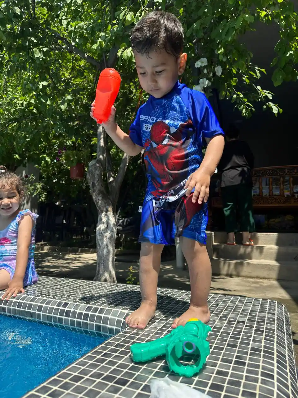 Oʻgʻil bola choʻmilish kiyimi, kombinezon, Oʻrgimchak odam, Supermen, Batman, plavka suvga