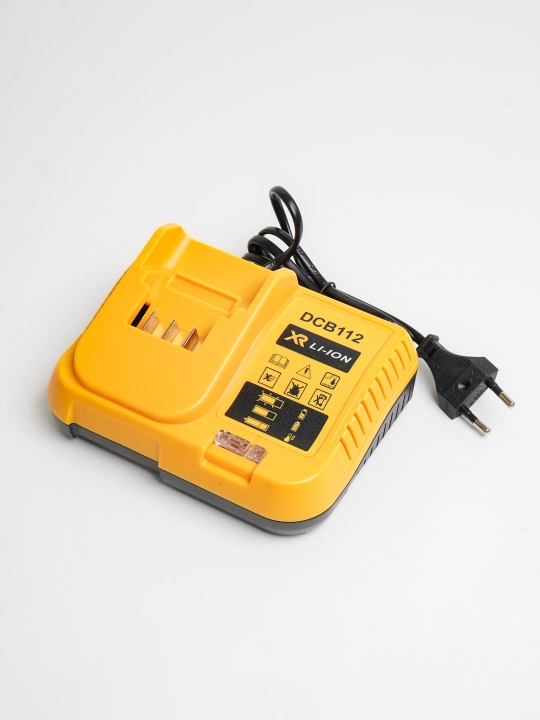 Аккумуляторный ударный гайковерт DEWALT, бесщёточный 98 Вт