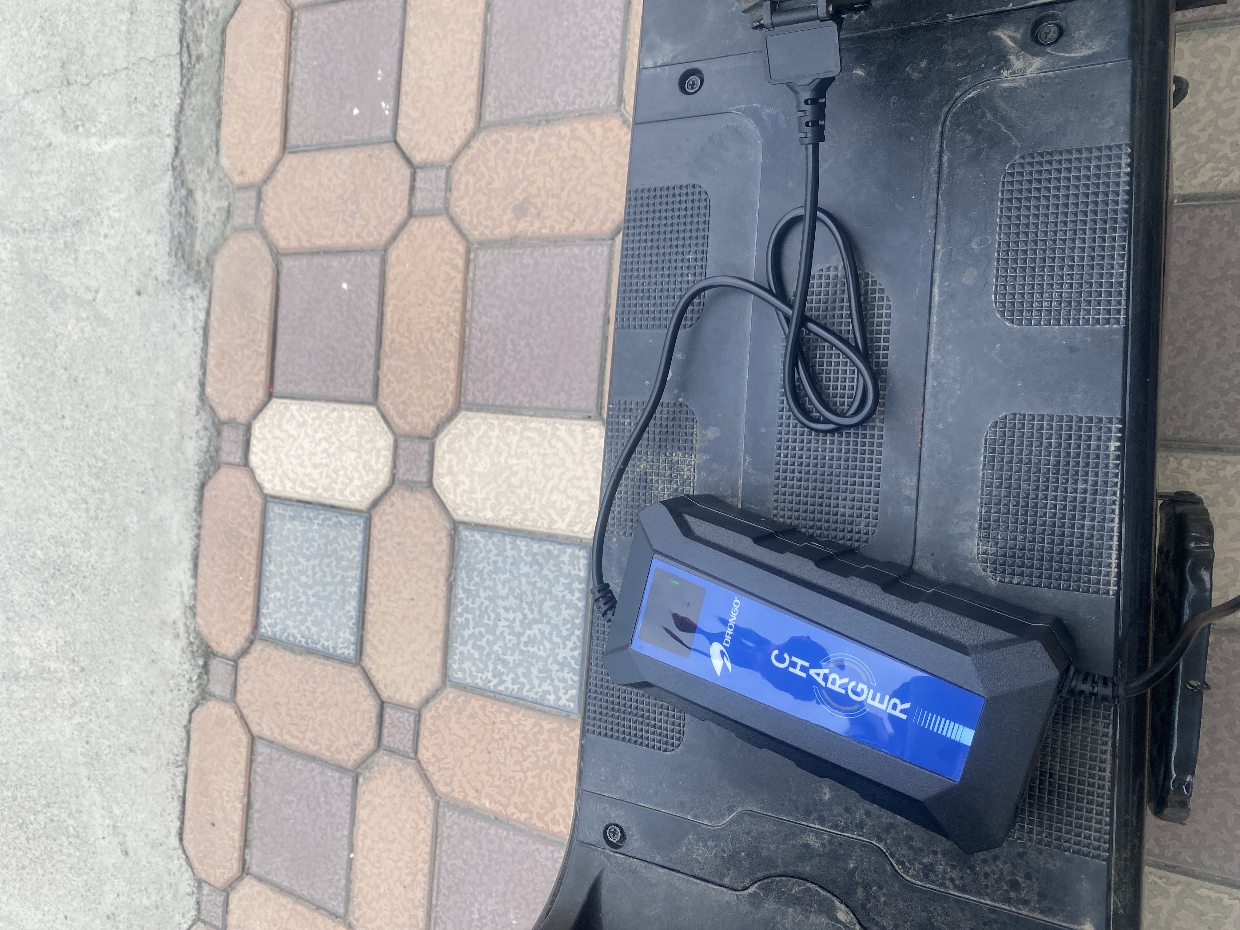 Зарядное устройство для электрического скутера 60V 20A