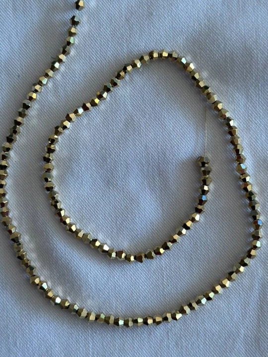 Yaltiroqli kristalli businalari - 120-130 dona 2 mm