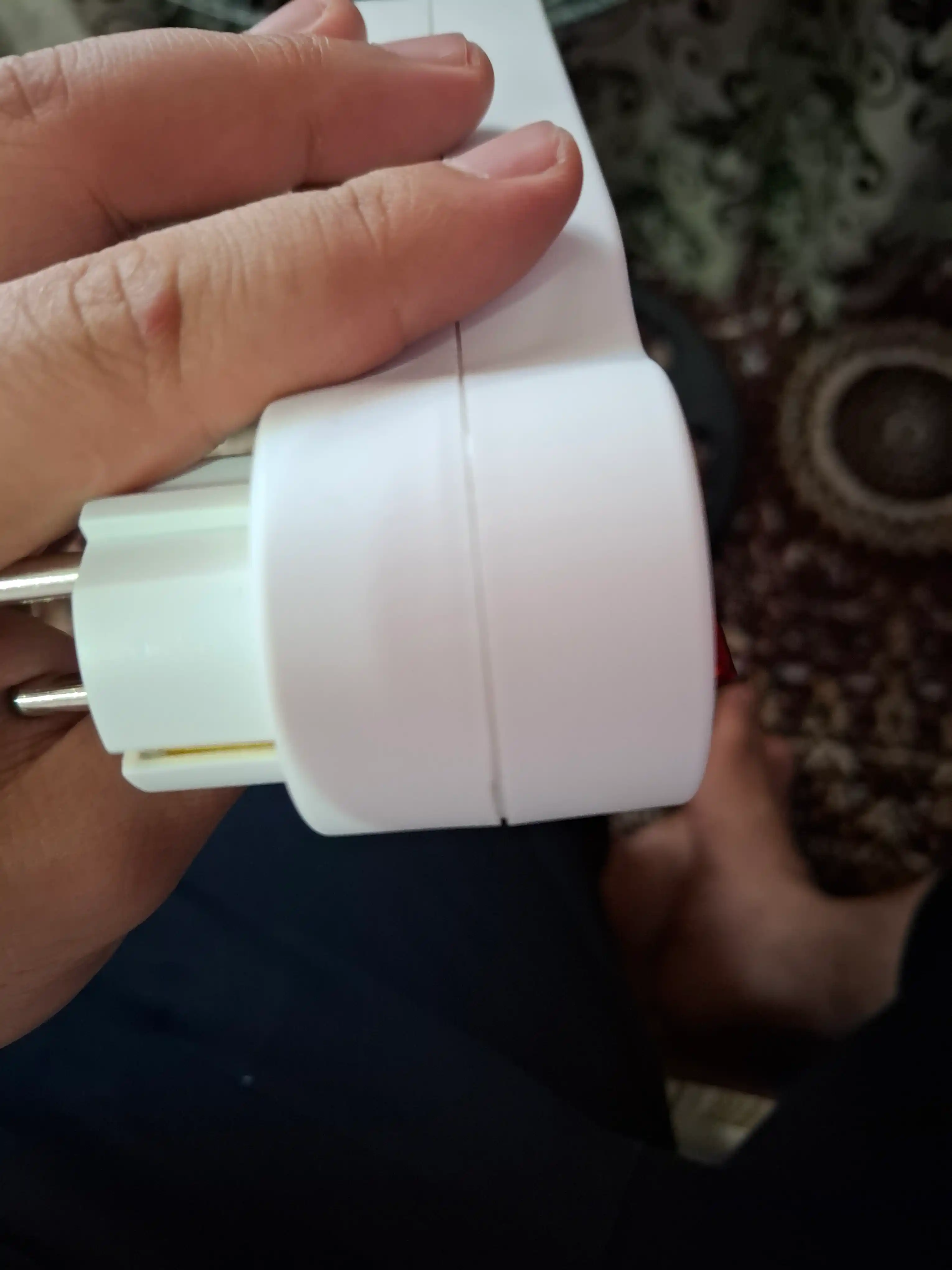 Oq rangli, qurilmalar uchun 3 ta kirishga ega troynik, Yevro kirish va chiqish