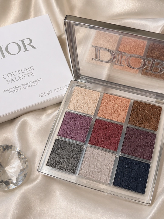 Dior uslubidagi 9 rangli ko‘z soyasi palitrasi yaltiroq va mat tenlar professional makiyaj - 