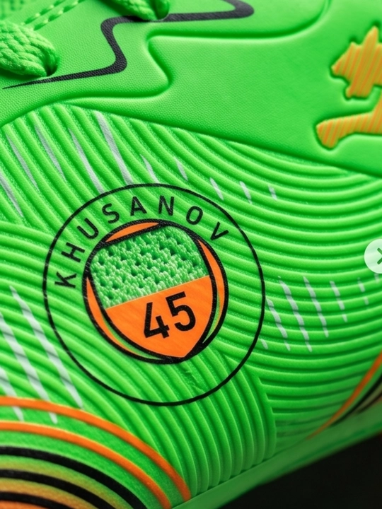 KHUSANOV FG futbol butsasi, shpikli, tabiiy va sun'iy maydon uchun, 33-44