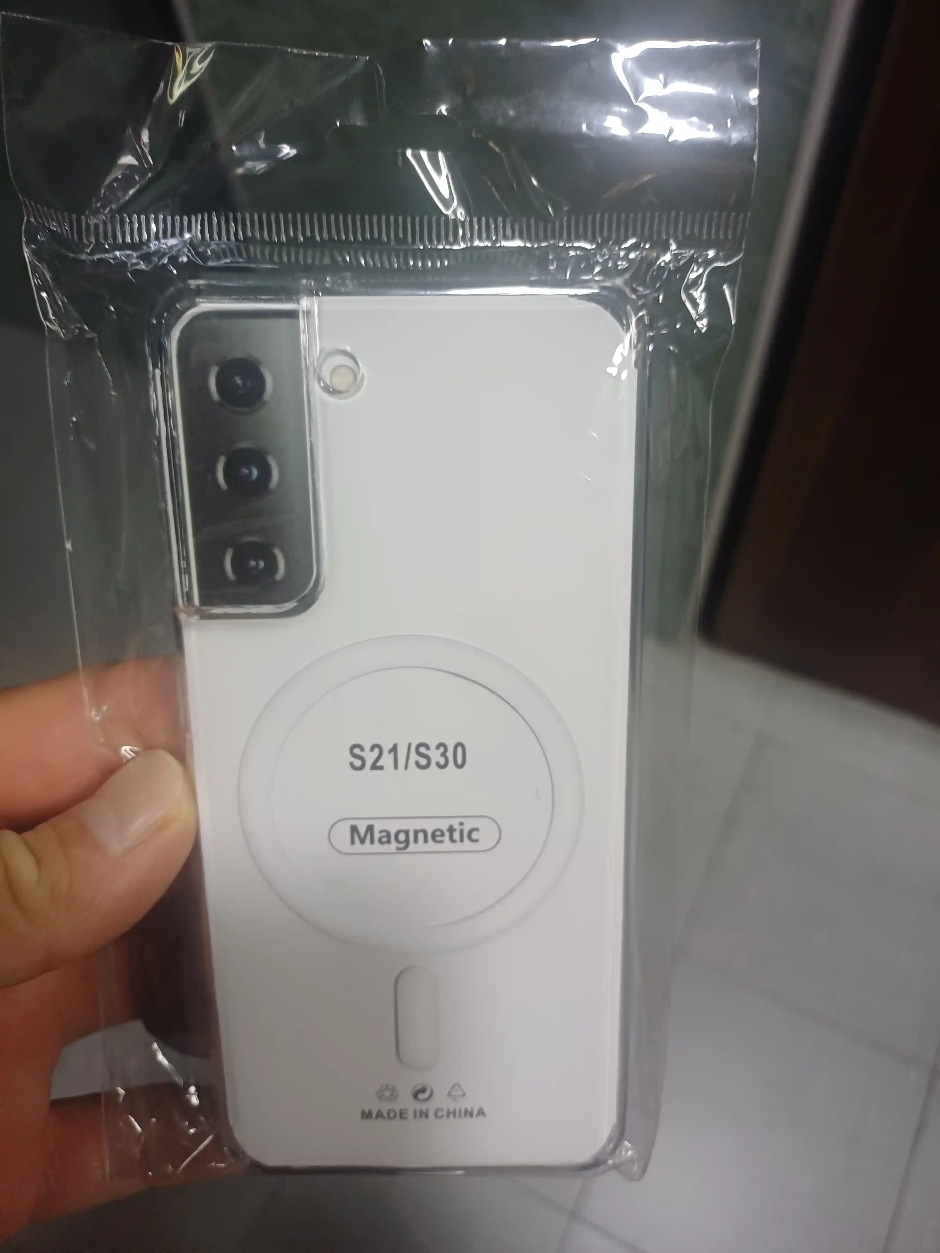 G`ilof MagSafe Samsung barcha modellariga A, S, FE, Plus, Ultra plastik 100% sarg`aymaydi