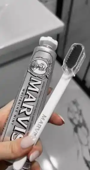 MARVIS tish pastasi - klassik yalpiz damlamasi, 85 ml