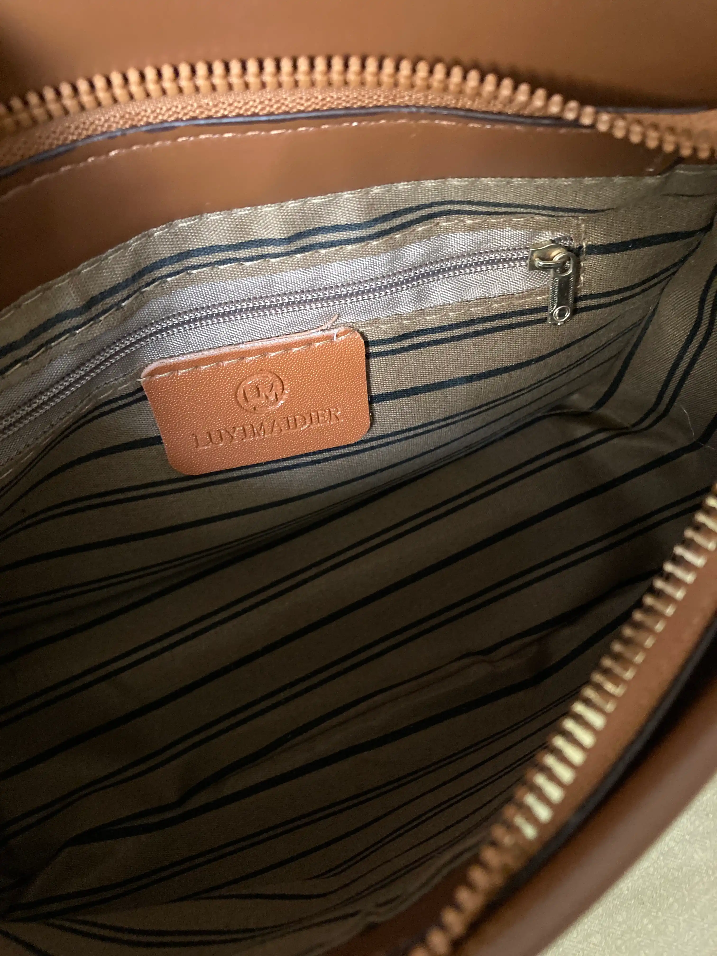 Сумка женская на плечо, с кейсом для беспроводных наушников
