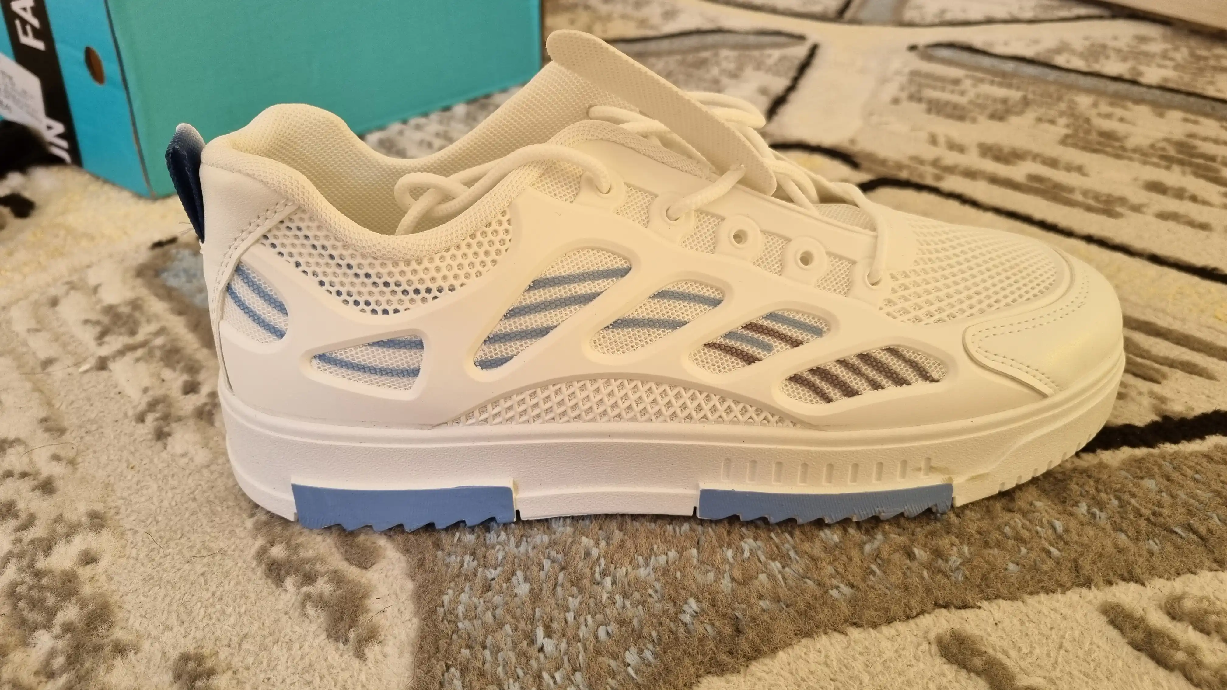 Erkaklar uchun kuzgi Fashion krossovkalari, yengil, nafas oluvchi, qulay sport va kundalik poyabzal
