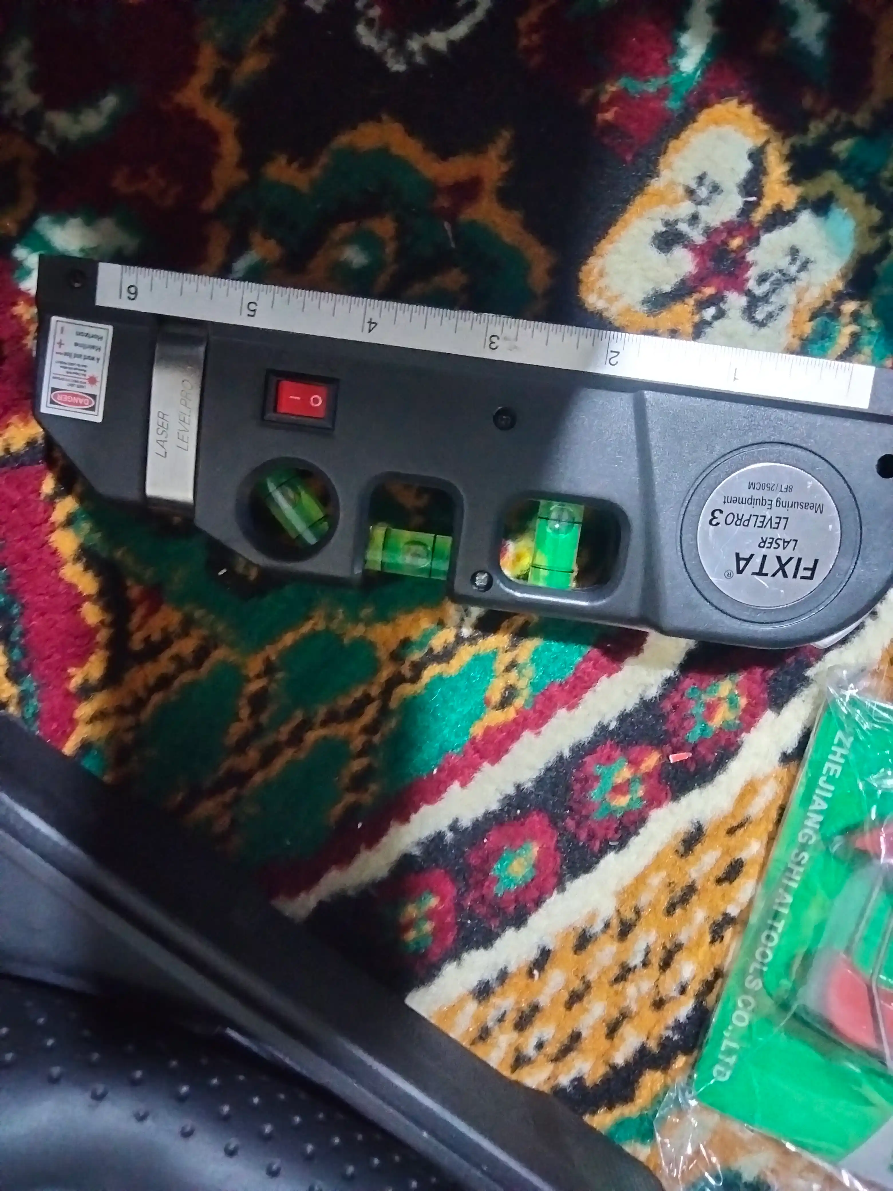 Ko'p funksiyali qurilish lazer darajasi, chizg'ich va 2,5 m lenta bilan, nivelir