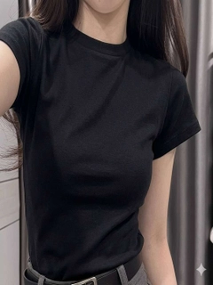 Qora