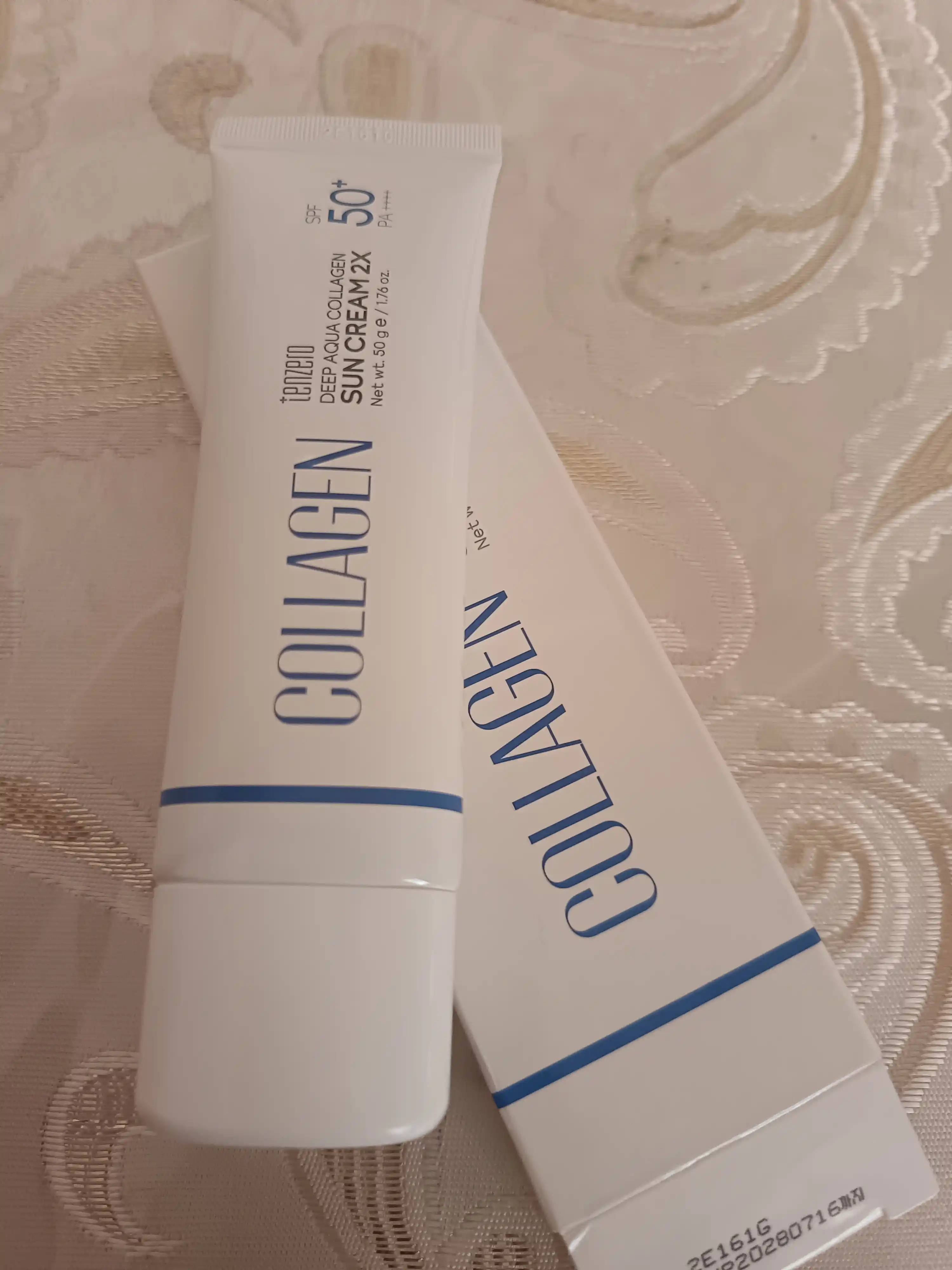 Quyoshdan himoyalovchi kremi yuz uchun tinchlantiruvchi SPF50+ PA++++, Tenzero