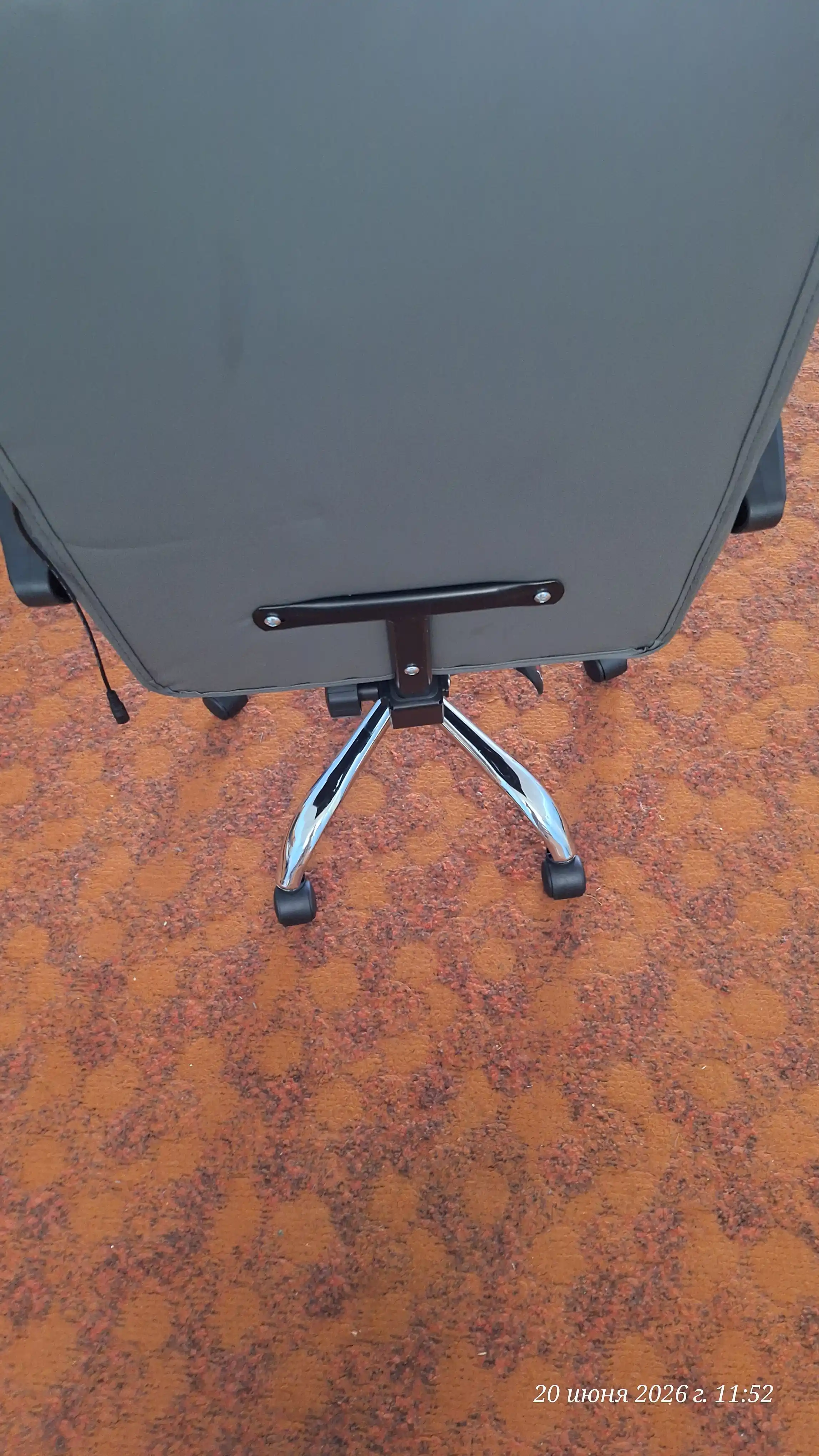 Uy va ofis uchun mo‘ljallangan ergonomik, tirsak tayanchi va sozlanadigan kreslosi FIDGO