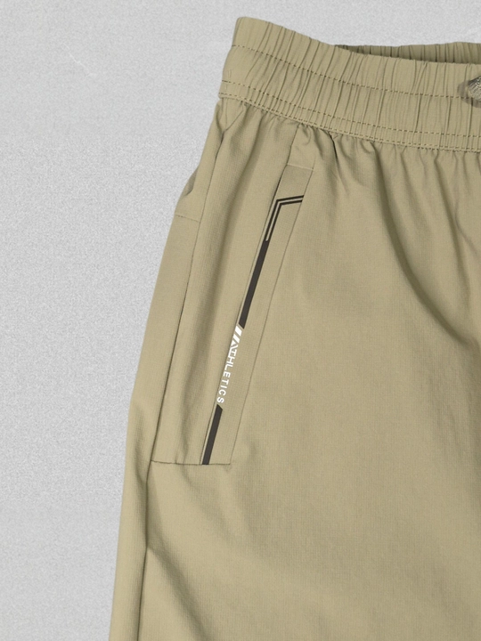 Шорты для мужчин Nike