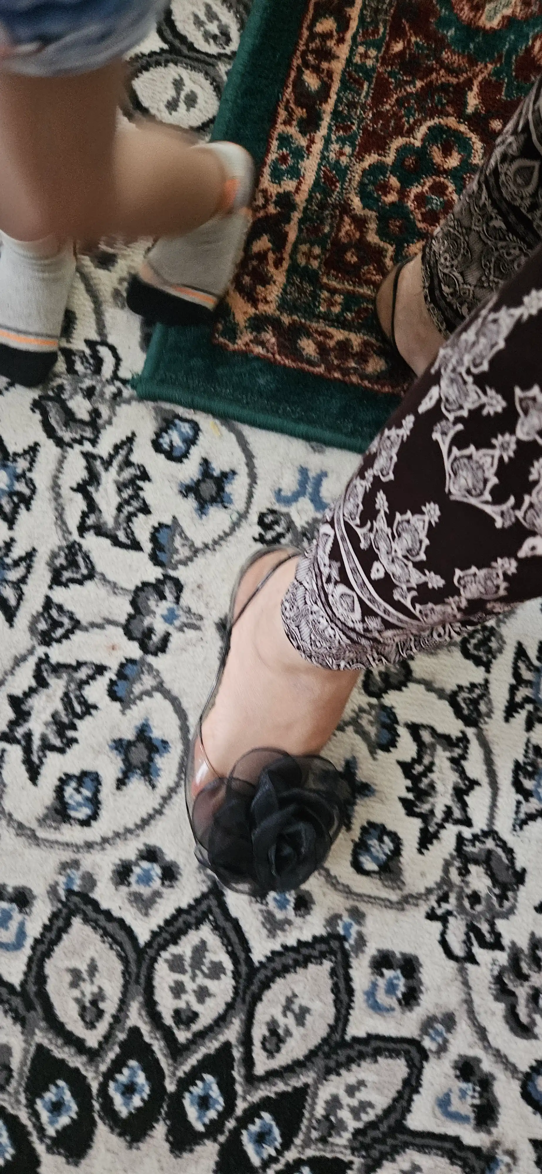 Ayollar va qizlar uchun yozgi va kuzgi baletkalar va tuflilar