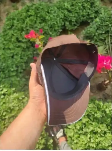 Erkaklar va ayollar uchun kepka