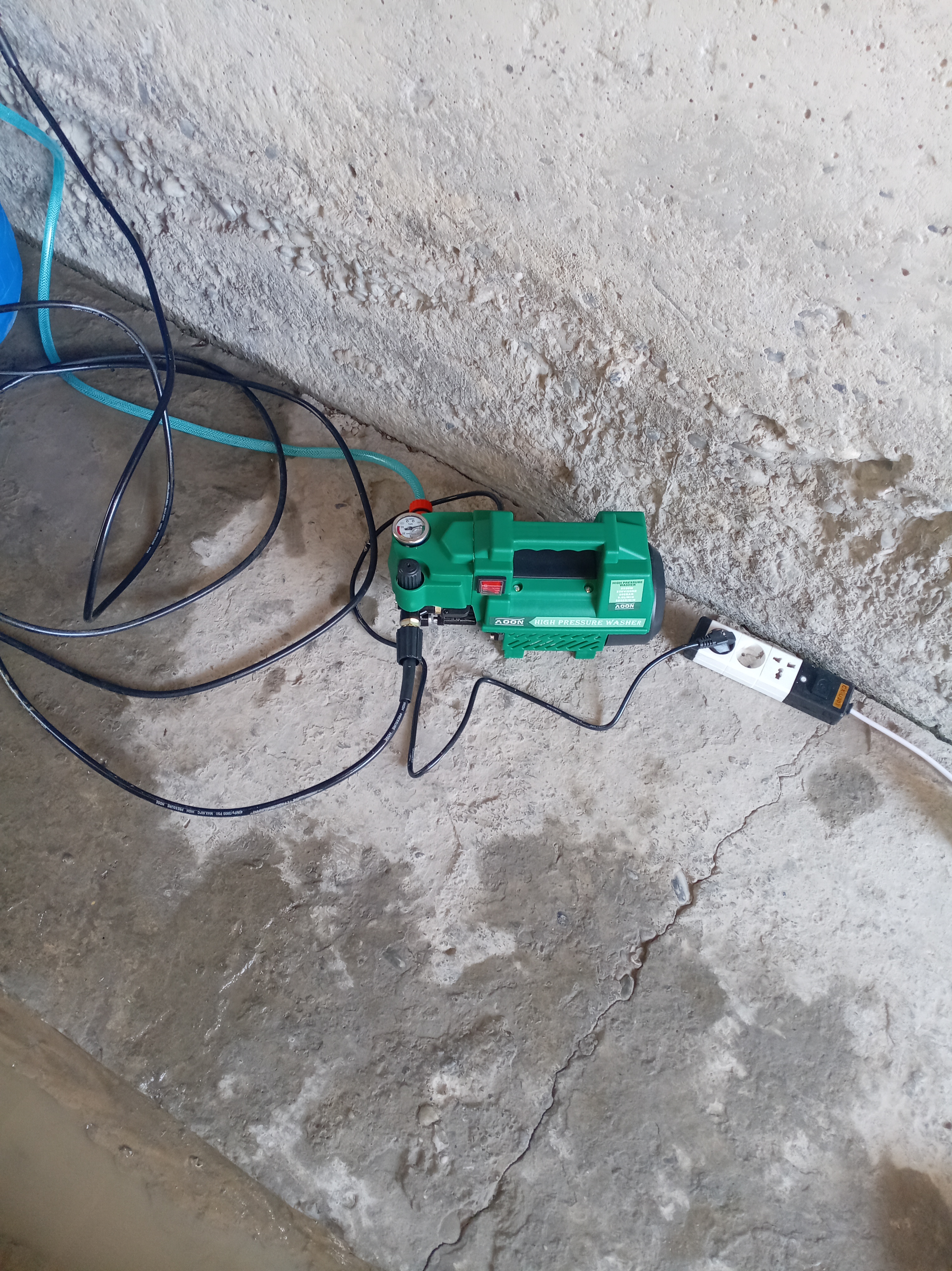 Yuqori bosimli avtomobil yuvish moslamasi MOON 2200 W, karcher, avtomoyka