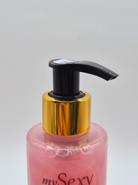 Feromonli va yaltiroq effektli dush geli va vanna ko'pigi Bioritmlab " - Babl gam", 250 ml