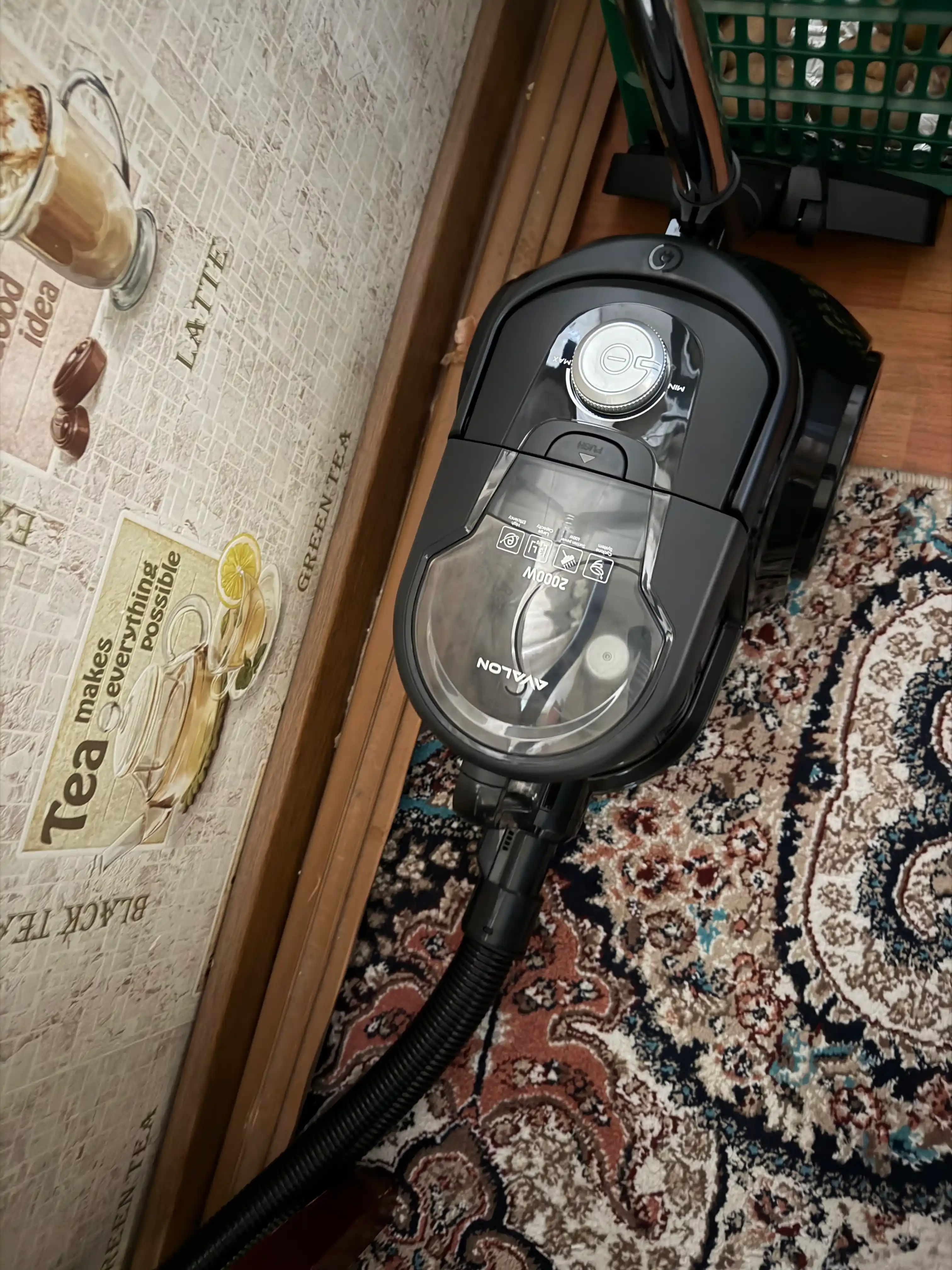 Пылесос AVL-VCC 2040