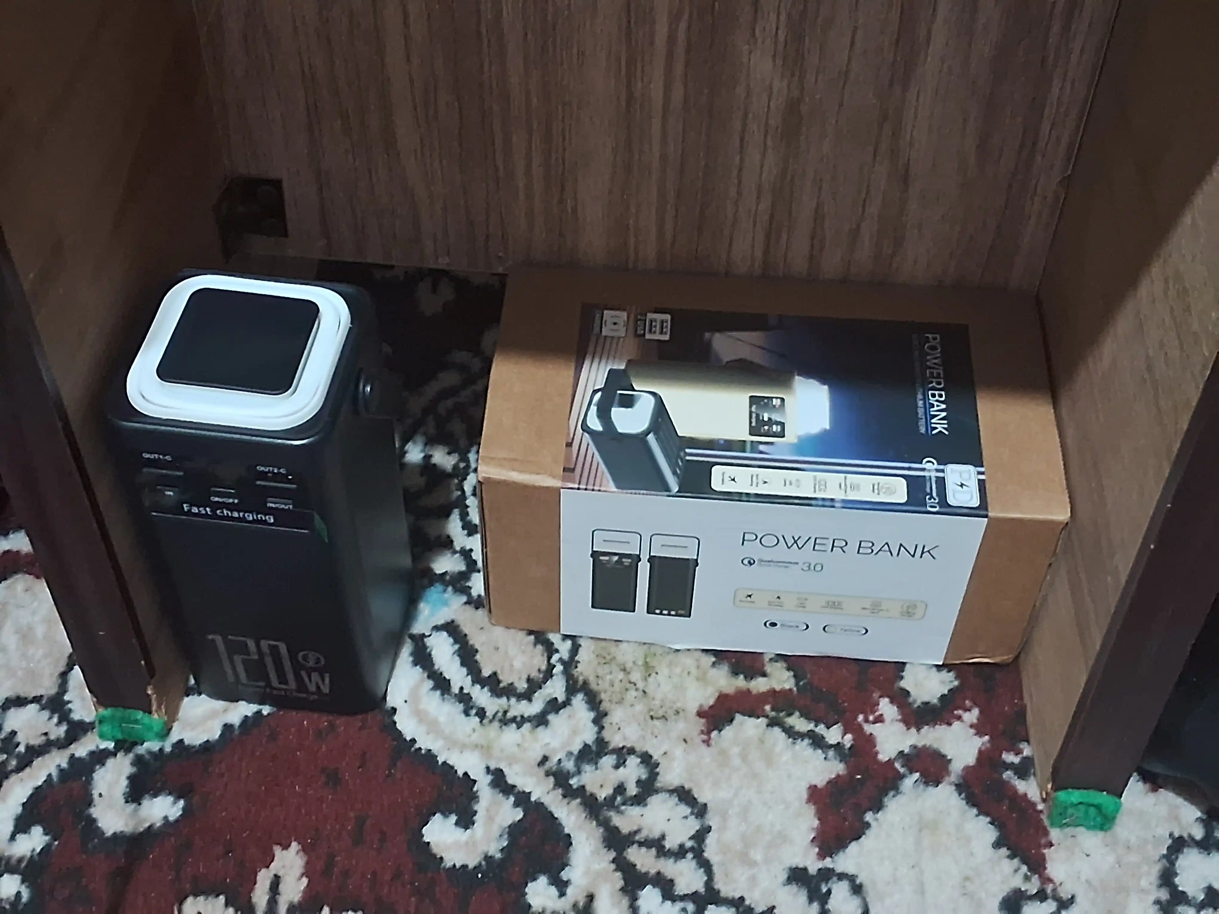 Tez zaryadlanuvchi tashqi akkumulyator, power bank 30000, 50000, 80000, 100000