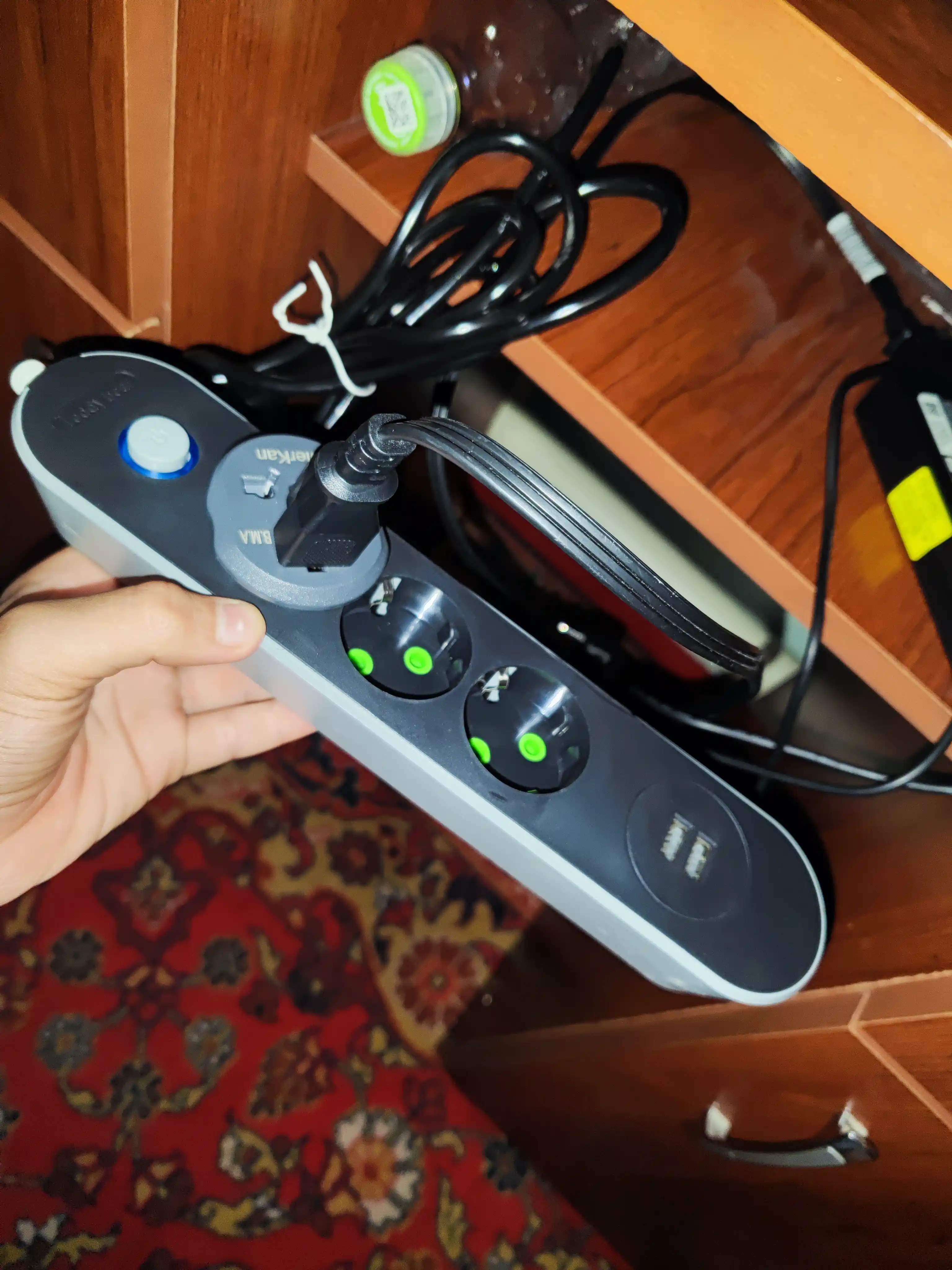 Pilot, 3 ta rozetka va USB bilan, 3 va 5 metr udlinitel, pilot uzaytirgich, udilnitel