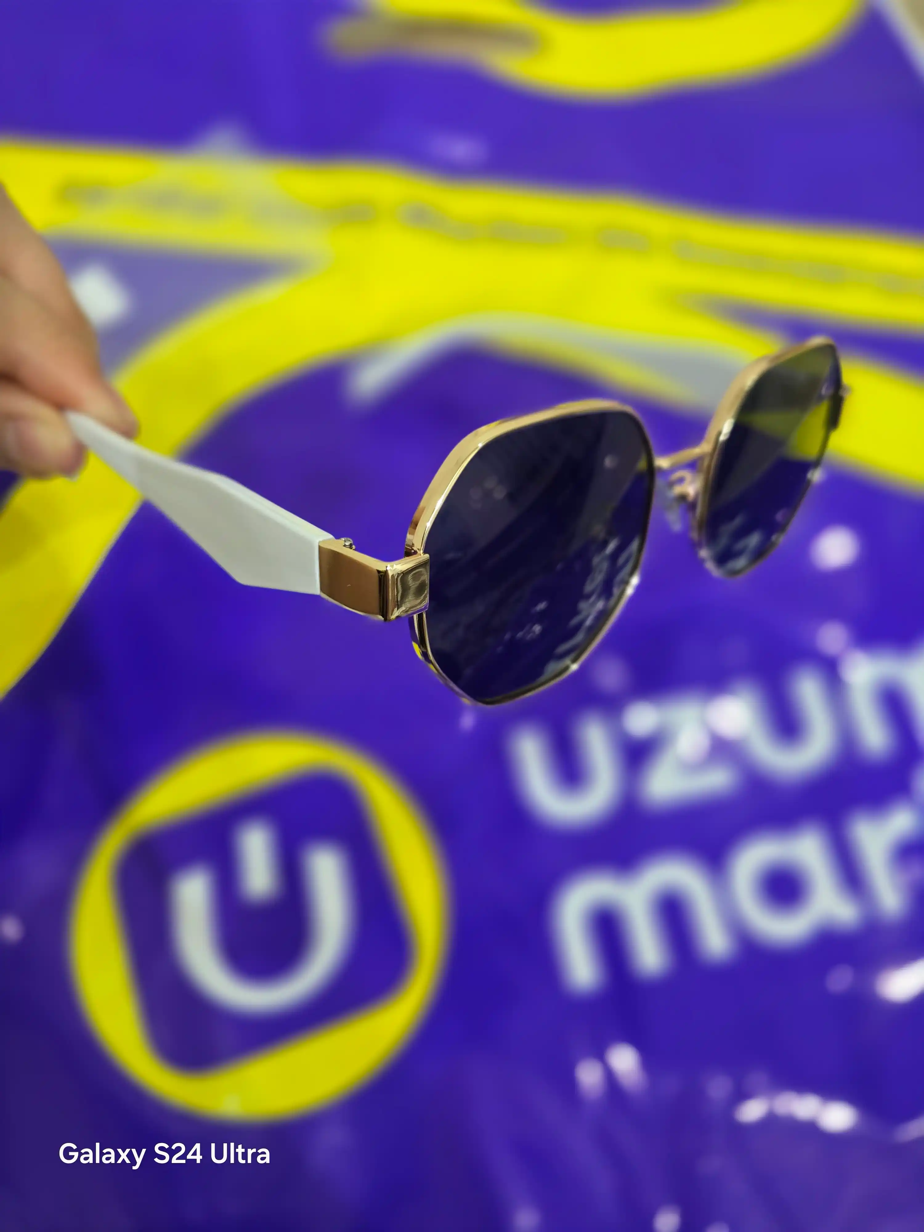 Солнцезащитные очки UV400 для женщин и мужчин, современный дизайн, черно-белые