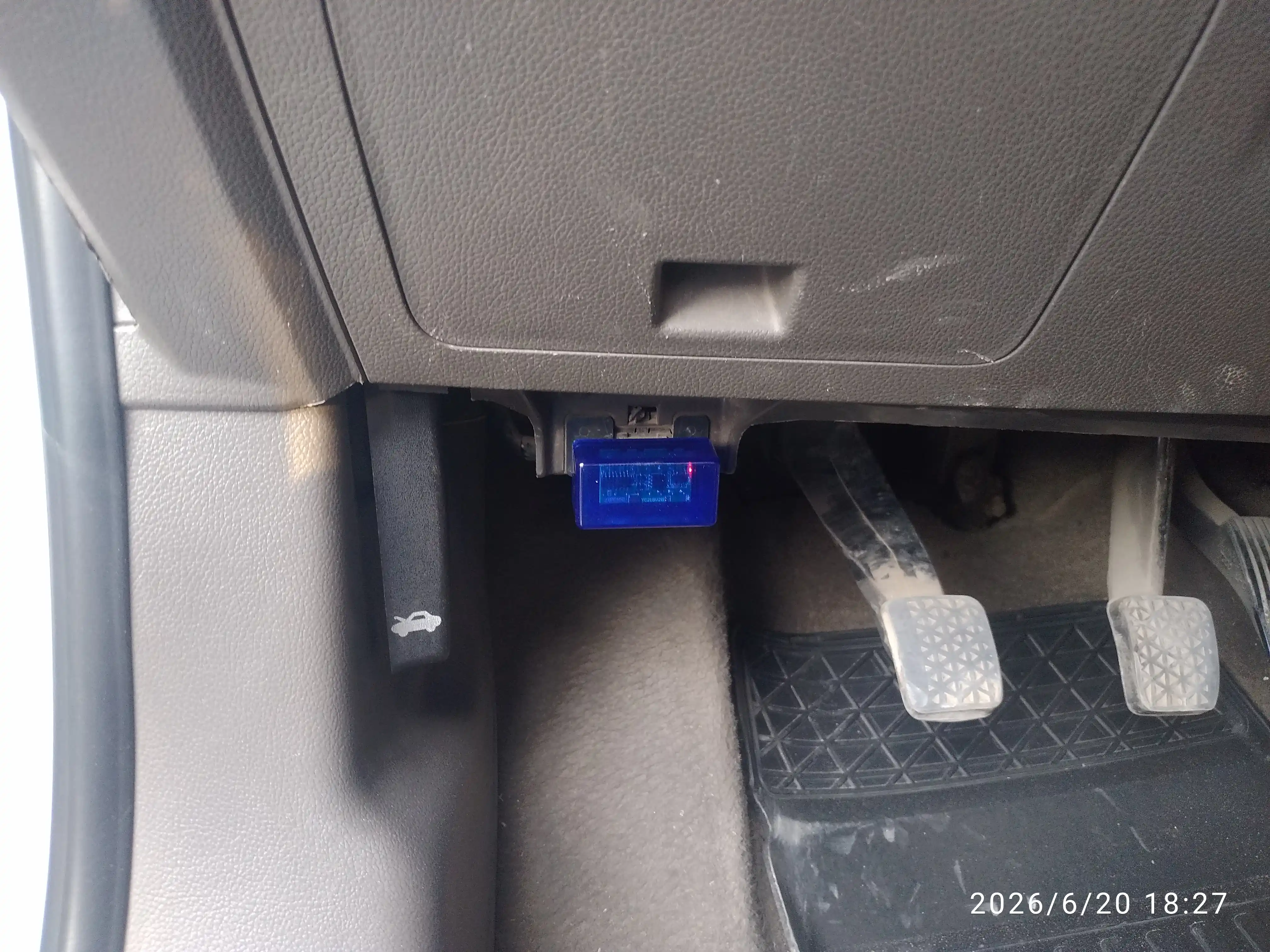 ELM327 OBD2 Bluetooth 5.0 avtomobil diagnostika skaneri
