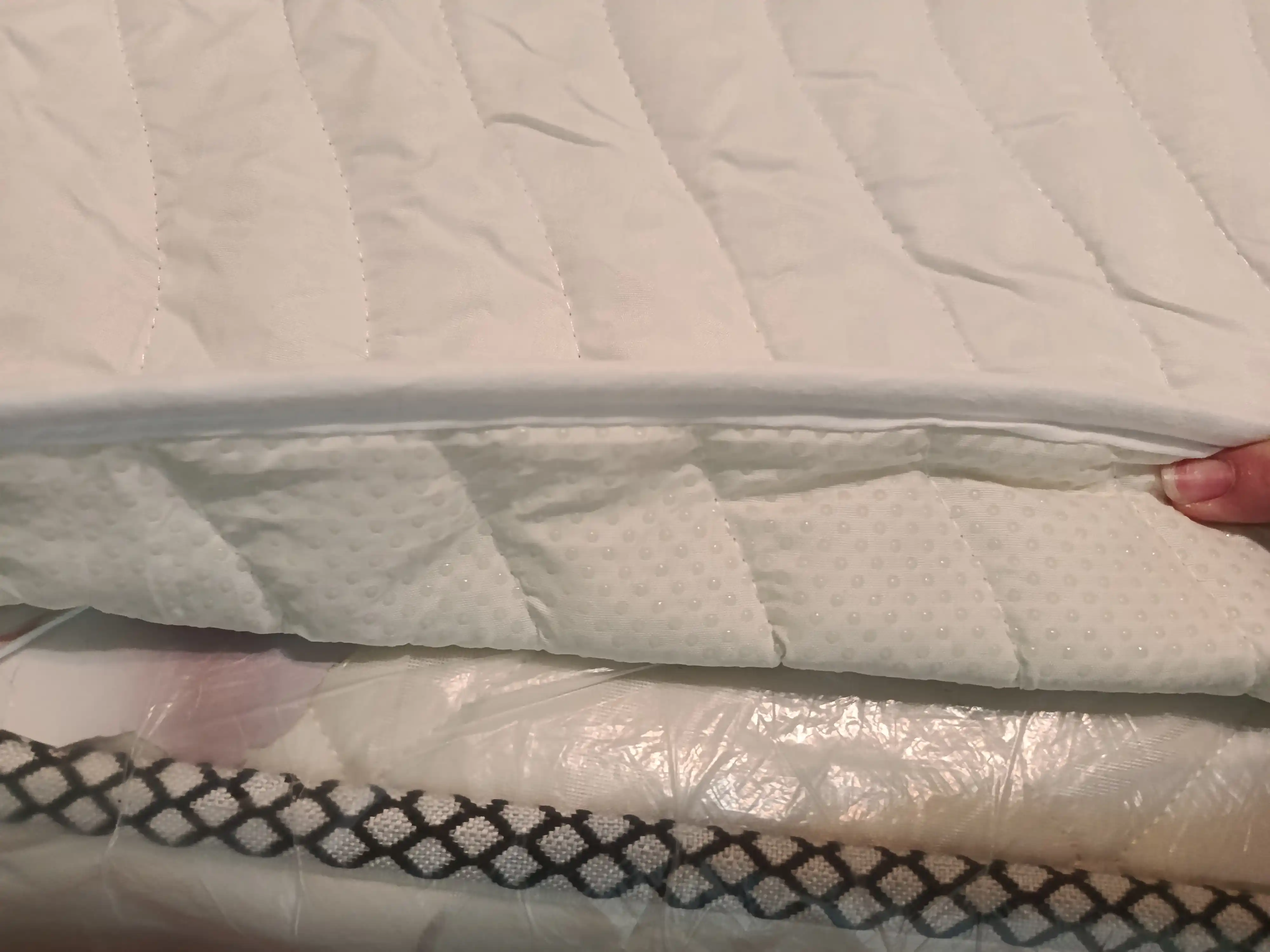 Наматрасник "Munavar Textile" – на резинке, антискользящая защита для матраса