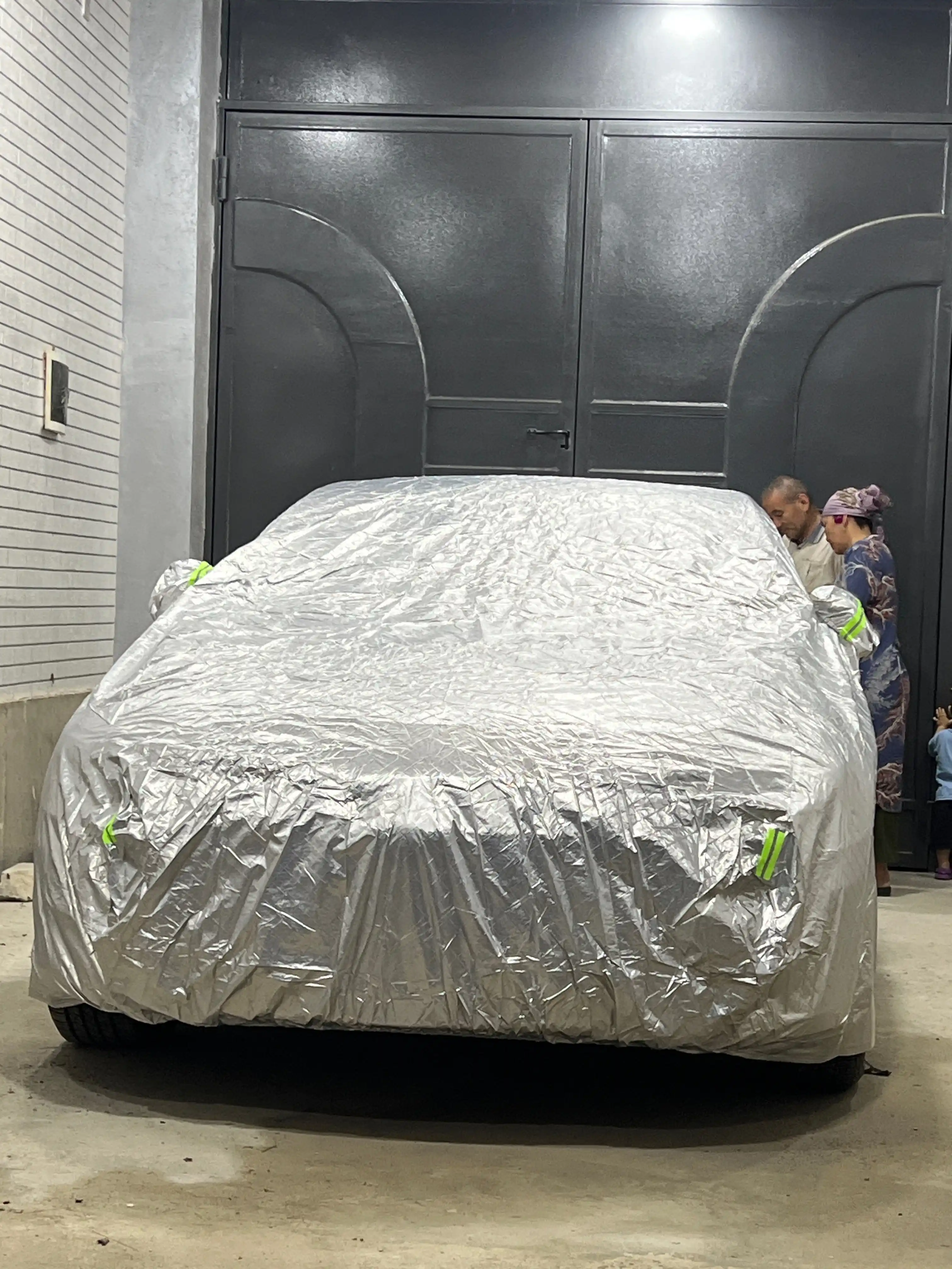 TENT barcha mavsumlarga mos keladigan universal suv o‘tkazmaydigan himoya g‘ilofi
