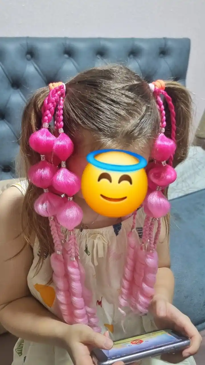 Rangli sun’iy sochlar