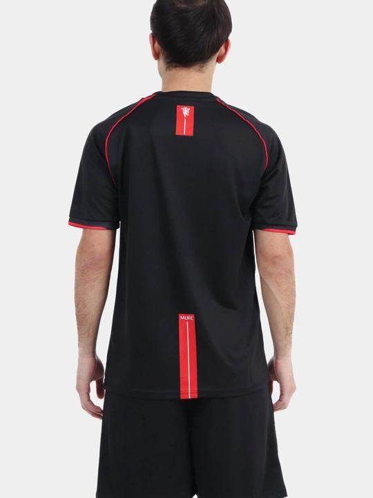 Futbol formasi Retro. Maktab uchun