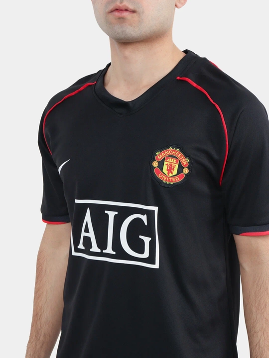 Futbol formasi Retro. Maktab uchun
