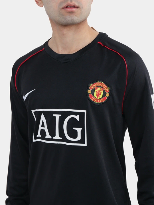 Futbol formasi Retro. Maktab uchun